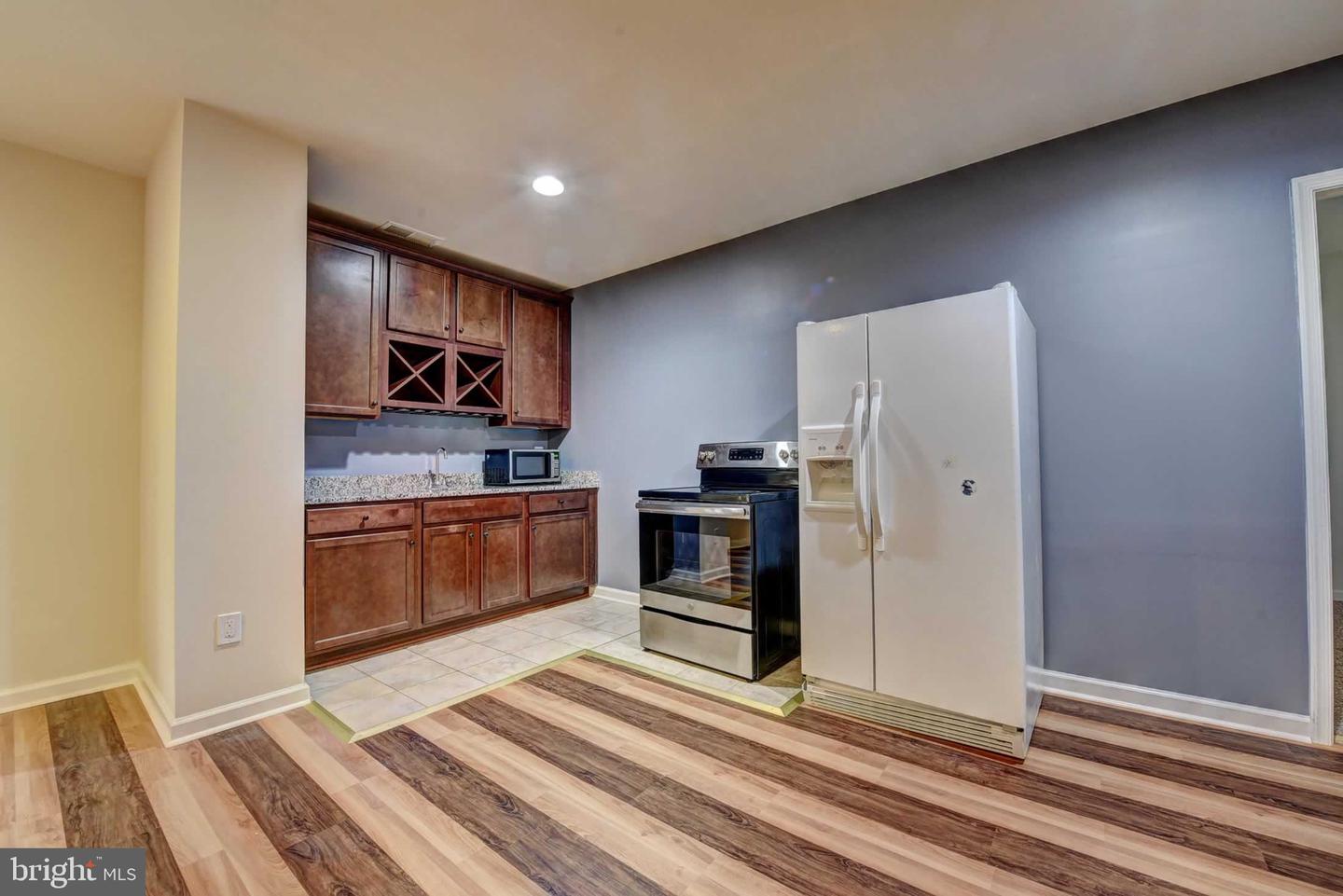 42340 ABNEY WOOD DR, CHANTILLY, Virginia 20152, 7 Bedrooms Bedrooms, ,5 BathroomsBathrooms,Residential,For sale,42340 ABNEY WOOD DR,VALO2101386 MLS # VALO2101386