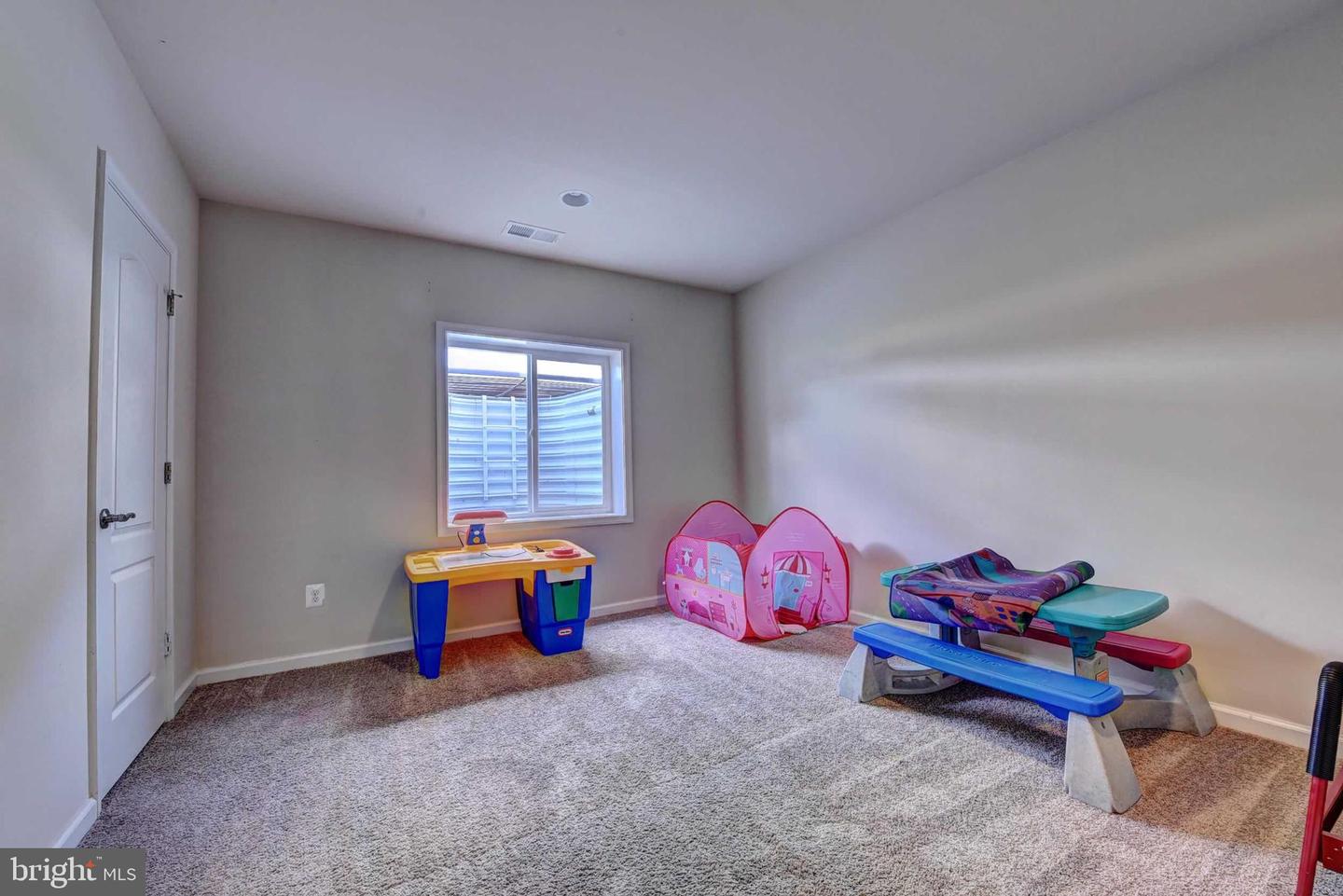 42340 ABNEY WOOD DR, CHANTILLY, Virginia 20152, 7 Bedrooms Bedrooms, ,5 BathroomsBathrooms,Residential,For sale,42340 ABNEY WOOD DR,VALO2101386 MLS # VALO2101386