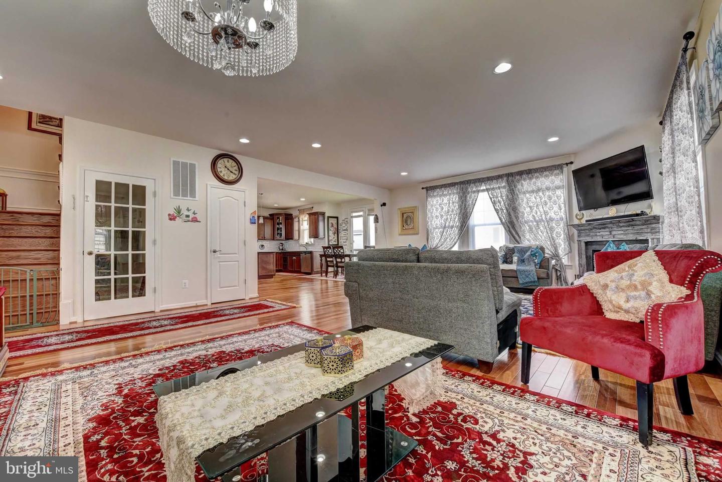 42340 ABNEY WOOD DR, CHANTILLY, Virginia 20152, 7 Bedrooms Bedrooms, ,5 BathroomsBathrooms,Residential,For sale,42340 ABNEY WOOD DR,VALO2101386 MLS # VALO2101386