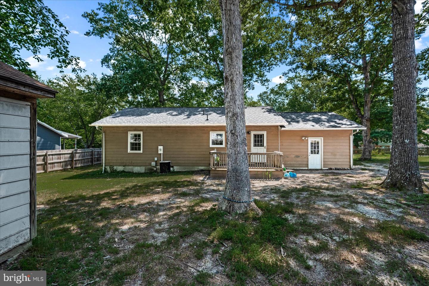 10700 MEADOWLARK LN, SPOTSYLVANIA, Virginia 22553, 3 Bedrooms Bedrooms, ,2 BathroomsBathrooms,Residential,For sale,10700 MEADOWLARK LN,VASP2034536 MLS # VASP2034536