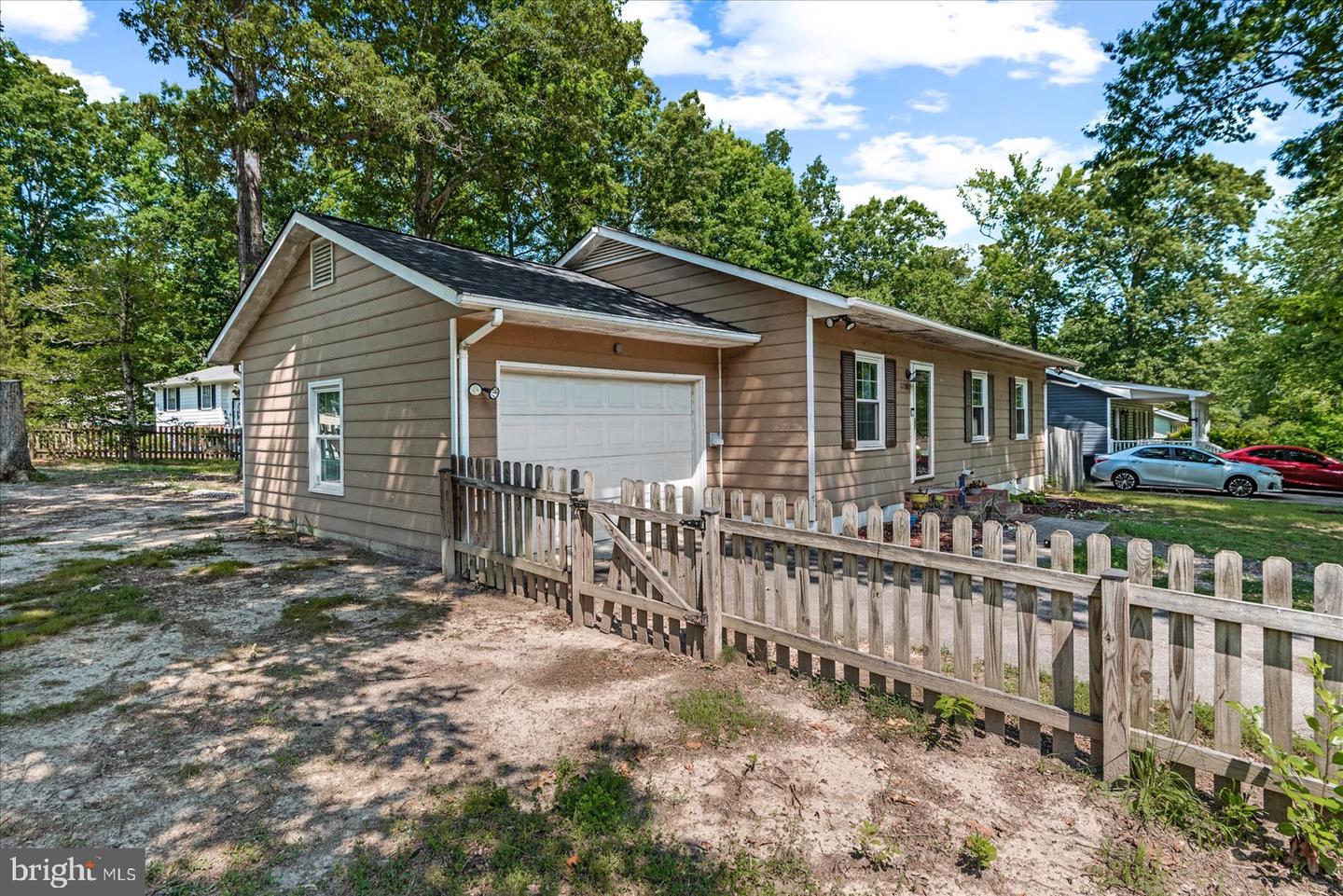 10700 MEADOWLARK LN, SPOTSYLVANIA, Virginia 22553, 3 Bedrooms Bedrooms, ,2 BathroomsBathrooms,Residential,For sale,10700 MEADOWLARK LN,VASP2034536 MLS # VASP2034536