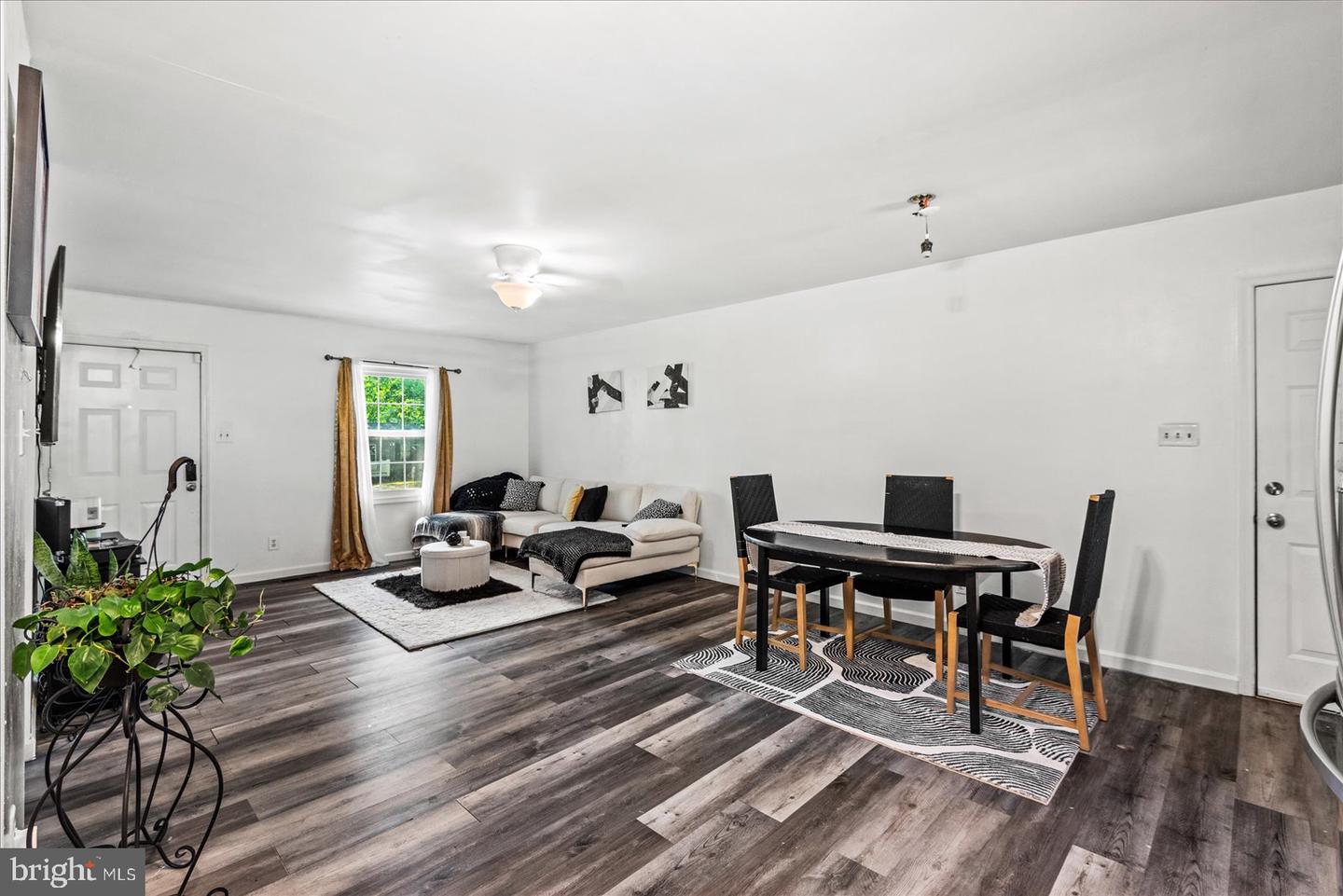 10700 MEADOWLARK LN, SPOTSYLVANIA, Virginia 22553, 3 Bedrooms Bedrooms, ,2 BathroomsBathrooms,Residential,For sale,10700 MEADOWLARK LN,VASP2034536 MLS # VASP2034536