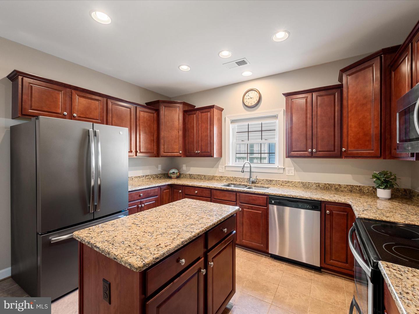 109 SADI CT, STEPHENS CITY, Virginia 22655, 2 Bedrooms Bedrooms, ,2 BathroomsBathrooms,Residential,For sale,109 SADI CT,VAFV2035340 MLS # VAFV2035340