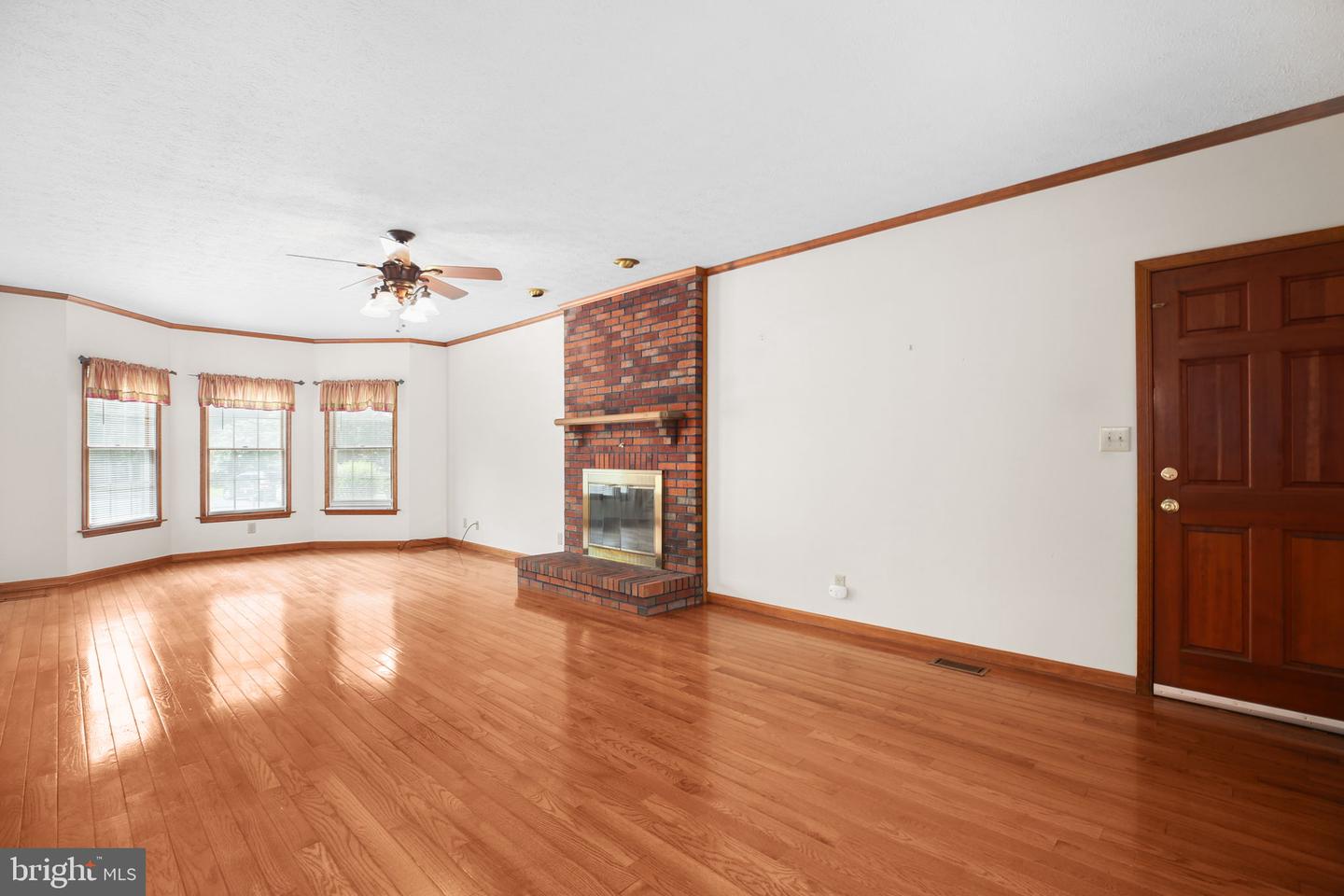 7 DINWIDDIE CT, FREDERICKSBURG, Virginia 22405, 3 Bedrooms Bedrooms, ,3 BathroomsBathrooms,Residential,For sale,7 DINWIDDIE CT,VAST2040620 MLS # VAST2040620
