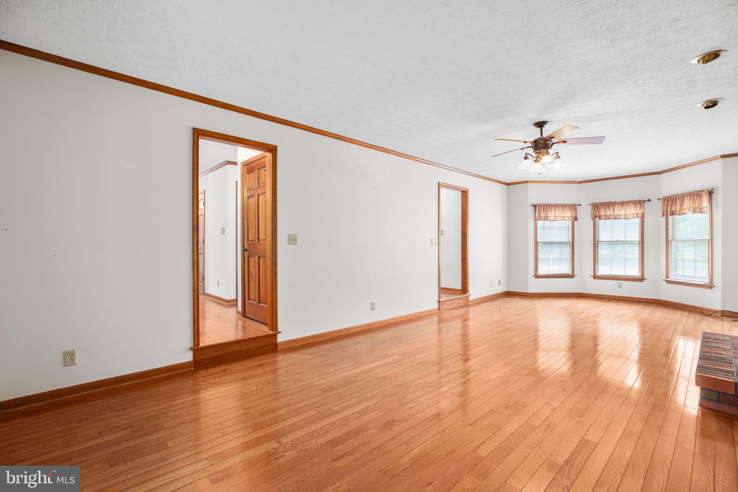 7 DINWIDDIE CT, FREDERICKSBURG, Virginia 22405, 3 Bedrooms Bedrooms, ,3 BathroomsBathrooms,Residential,For sale,7 DINWIDDIE CT,VAST2040620 MLS # VAST2040620