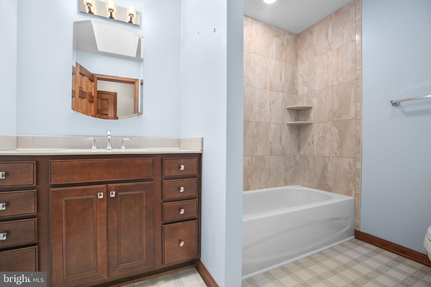 7 DINWIDDIE CT, FREDERICKSBURG, Virginia 22405, 3 Bedrooms Bedrooms, ,3 BathroomsBathrooms,Residential,For sale,7 DINWIDDIE CT,VAST2040620 MLS # VAST2040620