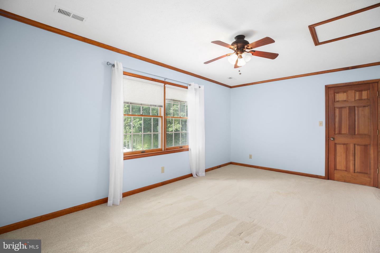 7 DINWIDDIE CT, FREDERICKSBURG, Virginia 22405, 3 Bedrooms Bedrooms, ,3 BathroomsBathrooms,Residential,For sale,7 DINWIDDIE CT,VAST2040620 MLS # VAST2040620
