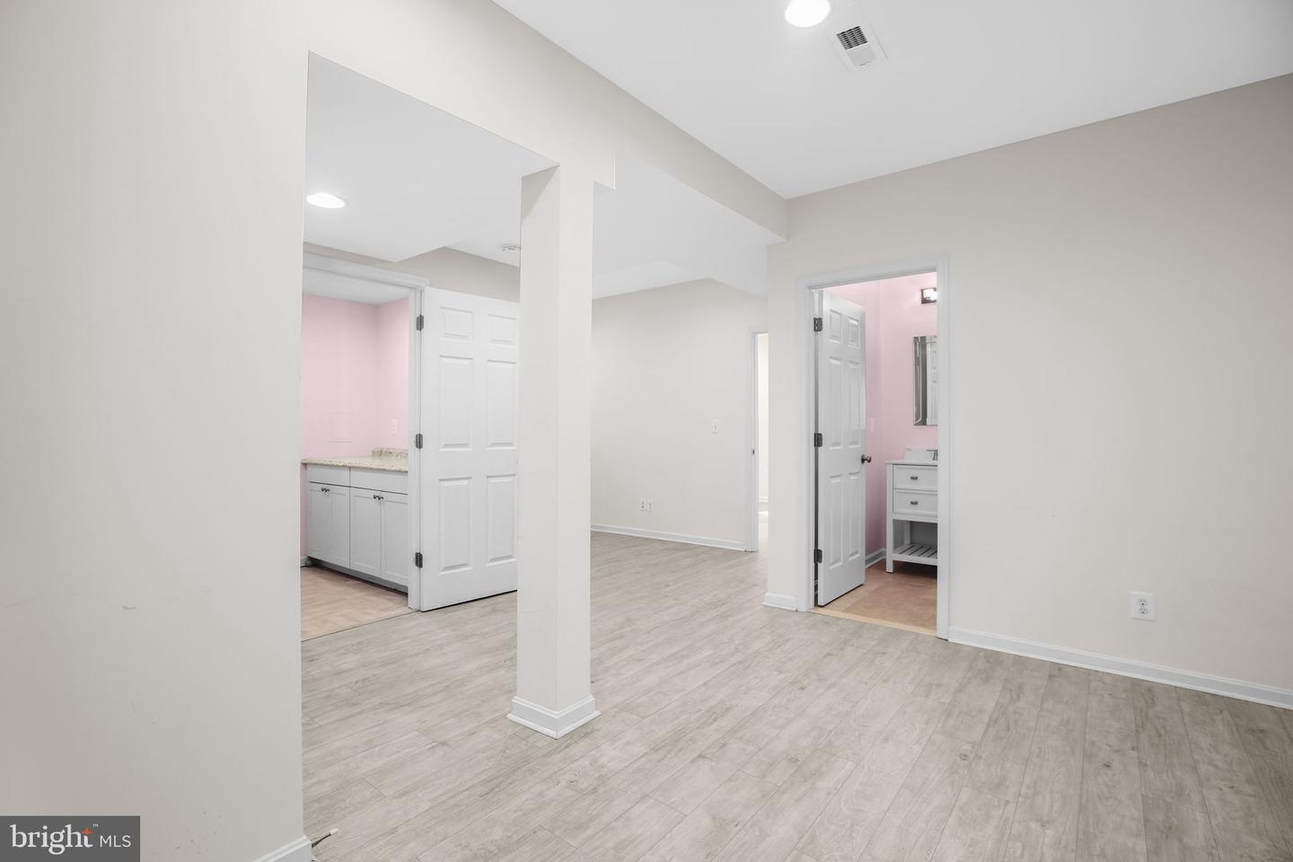 7 DINWIDDIE CT, FREDERICKSBURG, Virginia 22405, 3 Bedrooms Bedrooms, ,3 BathroomsBathrooms,Residential,For sale,7 DINWIDDIE CT,VAST2040620 MLS # VAST2040620