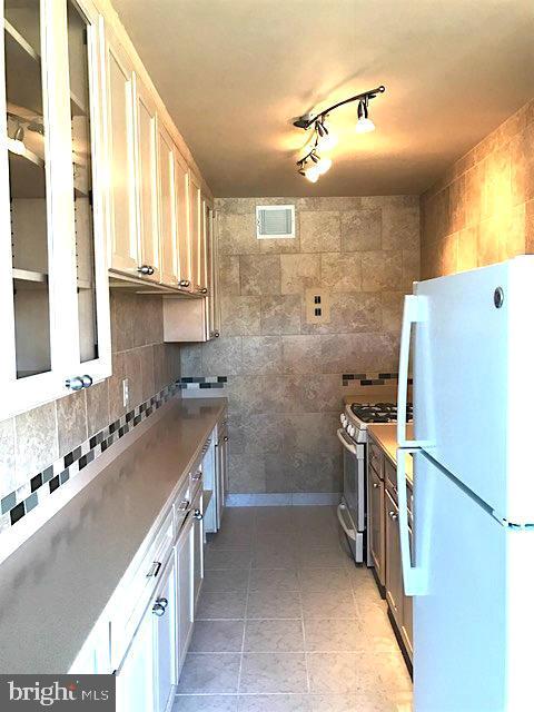 4200 CATHEDRAL AVE NW #1004, WASHINGTON, District Of Columbia 20016, 1 Bedroom Bedrooms, ,1 BathroomBathrooms,Residential,For sale,4200 CATHEDRAL AVE NW #1004,DCDC2209574 MLS # DCDC2209574