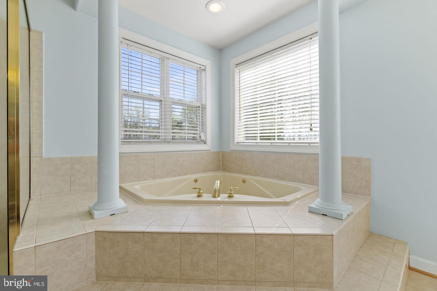 4 KIRBY LN, STAFFORD, Virginia 22554, 5 Bedrooms Bedrooms, ,4 BathroomsBathrooms,Residential,For sale,4 KIRBY LN,VAST2040638 MLS # VAST2040638