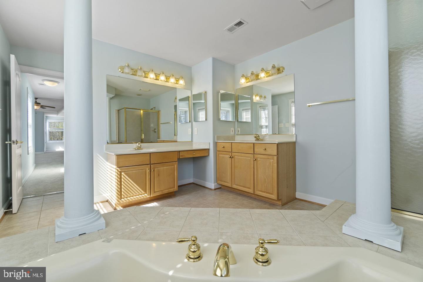 4 KIRBY LN, STAFFORD, Virginia 22554, 5 Bedrooms Bedrooms, ,4 BathroomsBathrooms,Residential,For sale,4 KIRBY LN,VAST2040638 MLS # VAST2040638