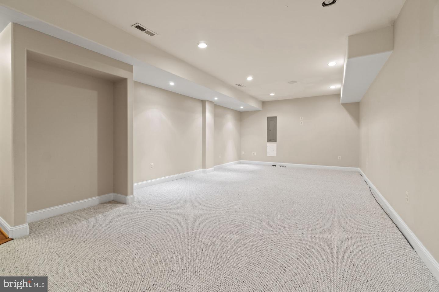 4 KIRBY LN, STAFFORD, Virginia 22554, 5 Bedrooms Bedrooms, ,4 BathroomsBathrooms,Residential,For sale,4 KIRBY LN,VAST2040638 MLS # VAST2040638