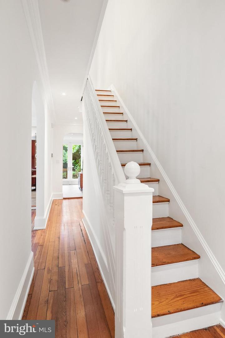 2429 TUNLAW RD NW, WASHINGTON, District Of Columbia 20007, 4 Bedrooms Bedrooms, ,2 BathroomsBathrooms,Residential,For sale,2429 TUNLAW RD NW,DCDC2209706 MLS # DCDC2209706