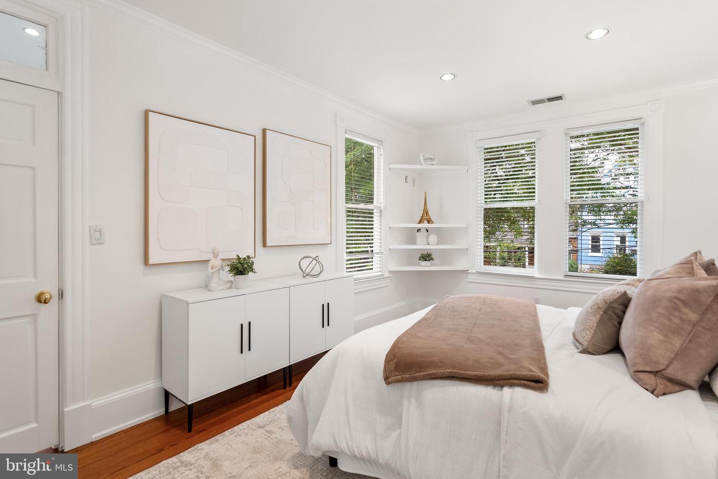 2429 TUNLAW RD NW, WASHINGTON, District Of Columbia 20007, 4 Bedrooms Bedrooms, ,2 BathroomsBathrooms,Residential,For sale,2429 TUNLAW RD NW,DCDC2209706 MLS # DCDC2209706