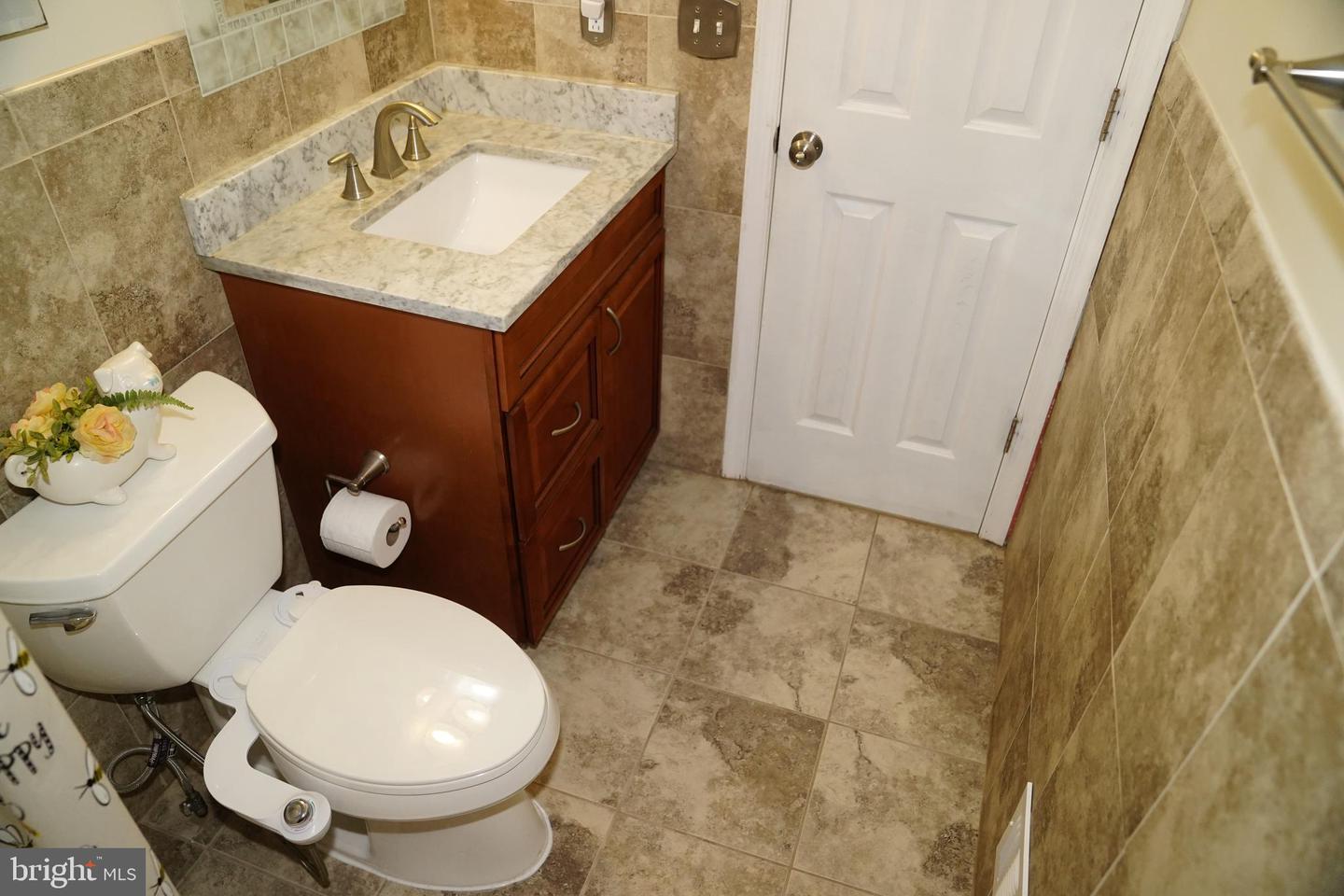 3324 BUCKEYE LN, FAIRFAX, Virginia 22033, 4 Bedrooms Bedrooms, ,2 BathroomsBathrooms,Residential,For sale,3324 BUCKEYE LN,VAFX2255074 MLS # VAFX2255074