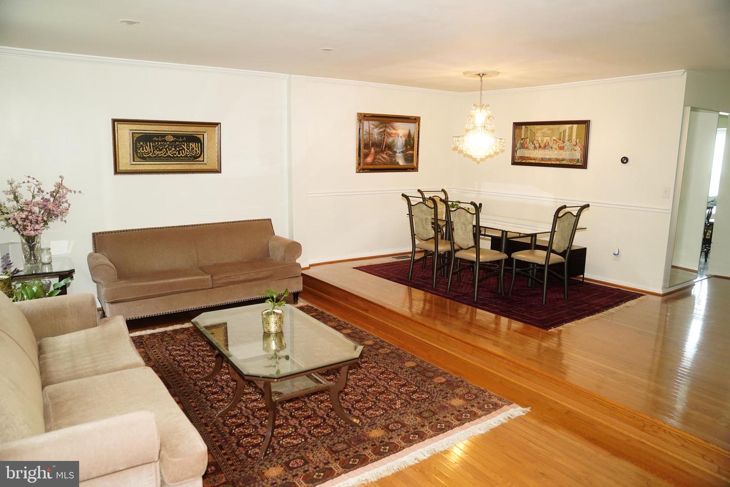 3324 BUCKEYE LN, FAIRFAX, Virginia 22033, 4 Bedrooms Bedrooms, ,2 BathroomsBathrooms,Residential,For sale,3324 BUCKEYE LN,VAFX2255074 MLS # VAFX2255074
