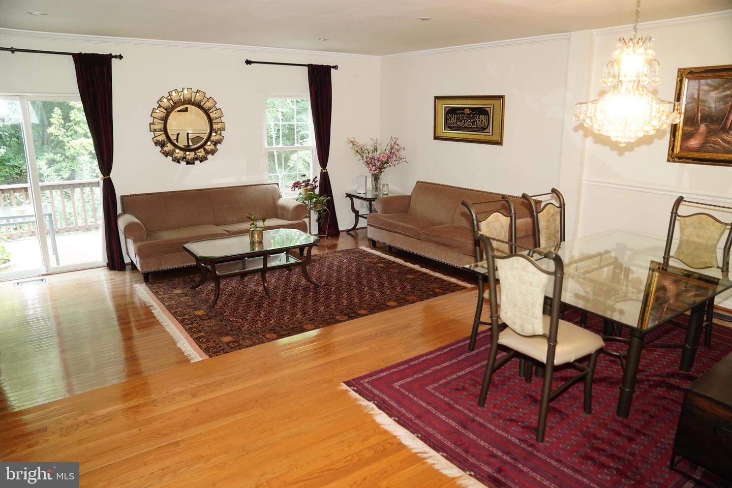 3324 BUCKEYE LN, FAIRFAX, Virginia 22033, 4 Bedrooms Bedrooms, ,2 BathroomsBathrooms,Residential,For sale,3324 BUCKEYE LN,VAFX2255074 MLS # VAFX2255074