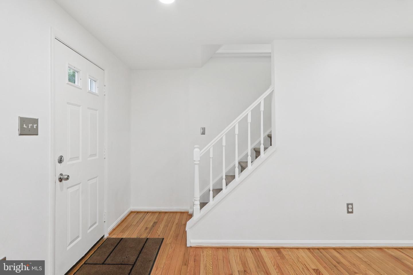 6246 HILLSIDE RD, SPRINGFIELD, Virginia 22152, 3 Bedrooms Bedrooms, ,2 BathroomsBathrooms,Residential,For sale,6246 HILLSIDE RD,VAFX2255040 MLS # VAFX2255040