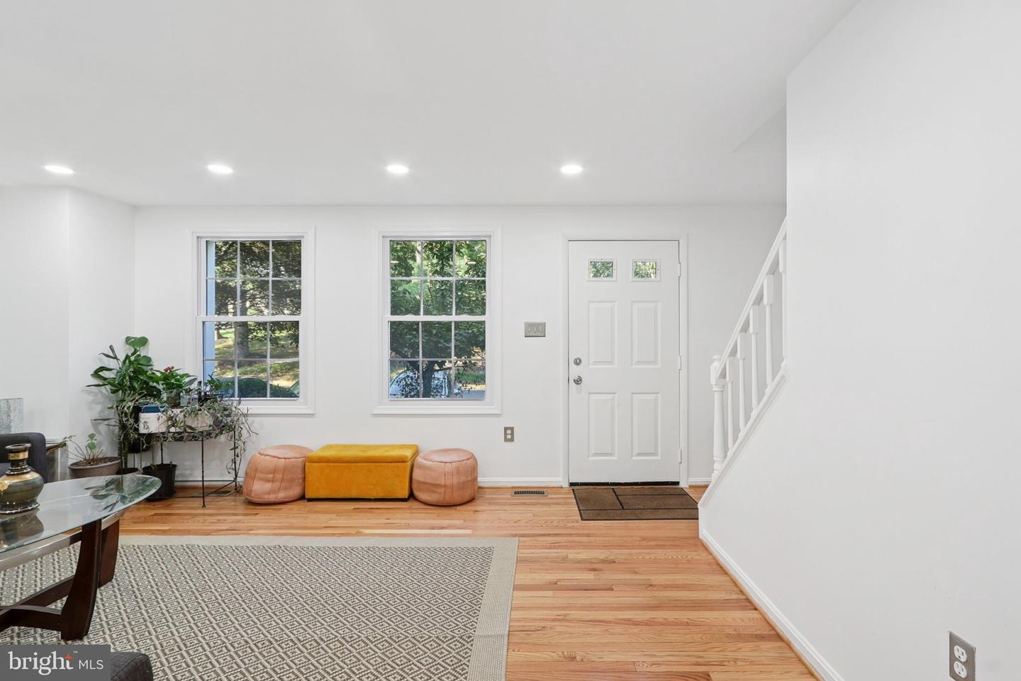 6246 HILLSIDE RD, SPRINGFIELD, Virginia 22152, 3 Bedrooms Bedrooms, ,2 BathroomsBathrooms,Residential,For sale,6246 HILLSIDE RD,VAFX2255040 MLS # VAFX2255040