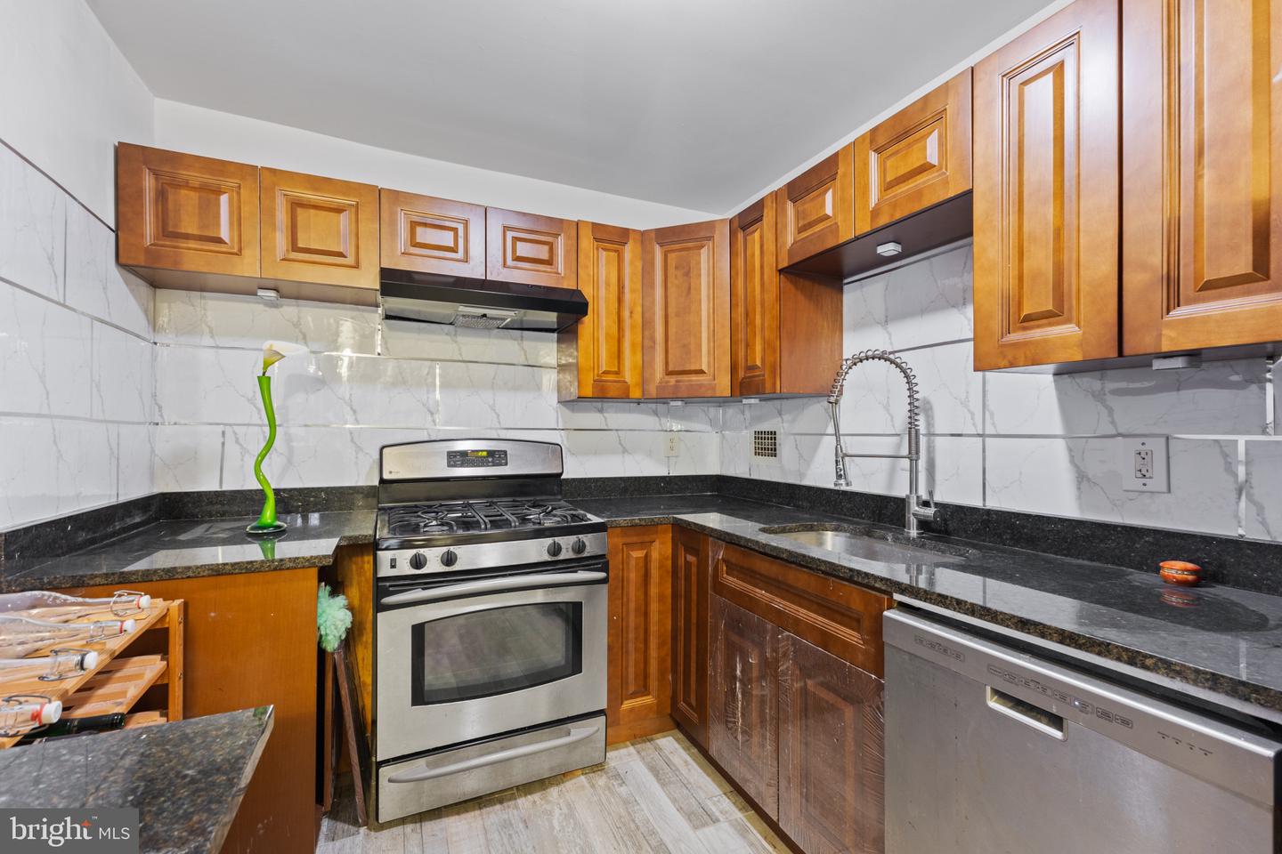 6143 LEESBURG PIKE #104, FALLS CHURCH, Virginia 22041, 1 Bedroom Bedrooms, ,1 BathroomBathrooms,Residential,For sale,6143 LEESBURG PIKE #104,VAFX2255088 MLS # VAFX2255088