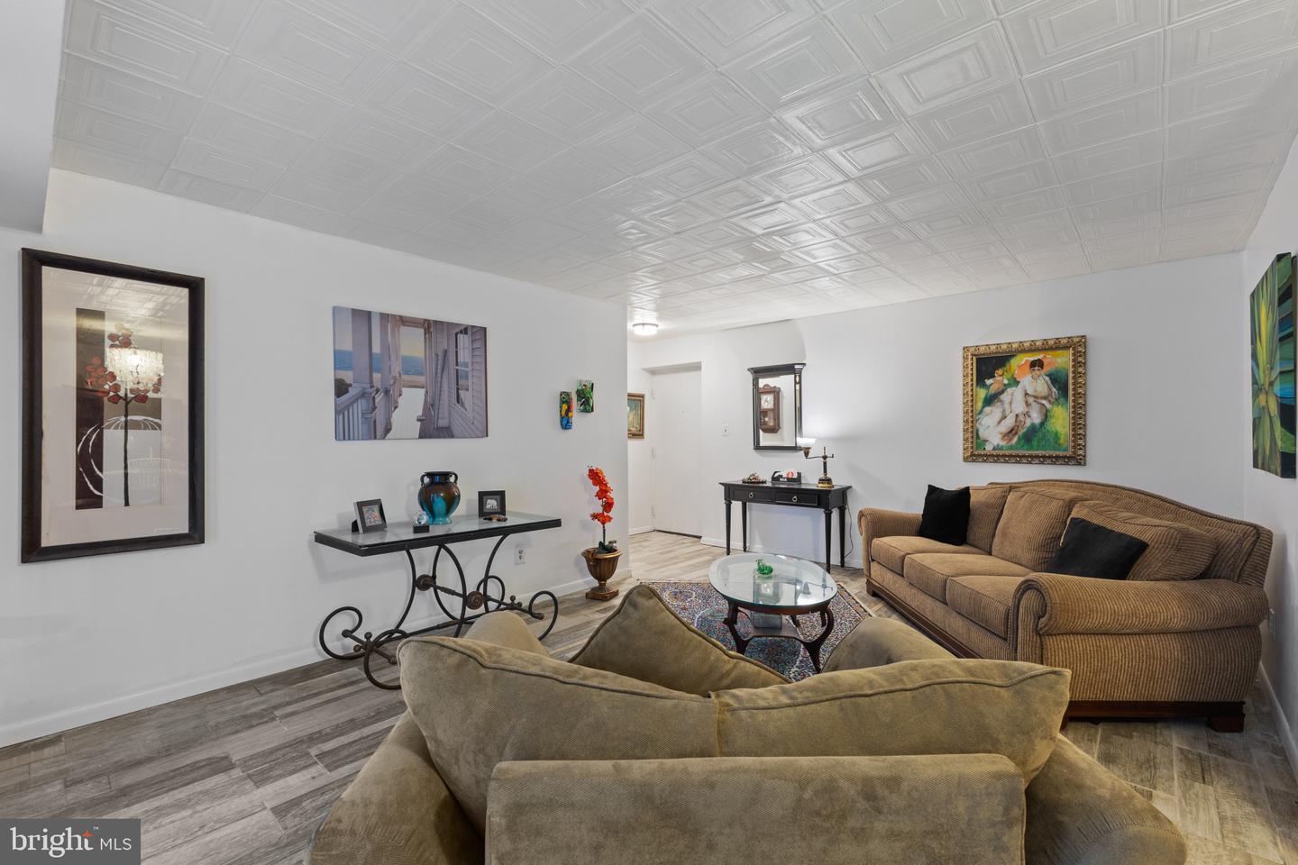 6143 LEESBURG PIKE #104, FALLS CHURCH, Virginia 22041, 1 Bedroom Bedrooms, ,1 BathroomBathrooms,Residential,For sale,6143 LEESBURG PIKE #104,VAFX2255088 MLS # VAFX2255088