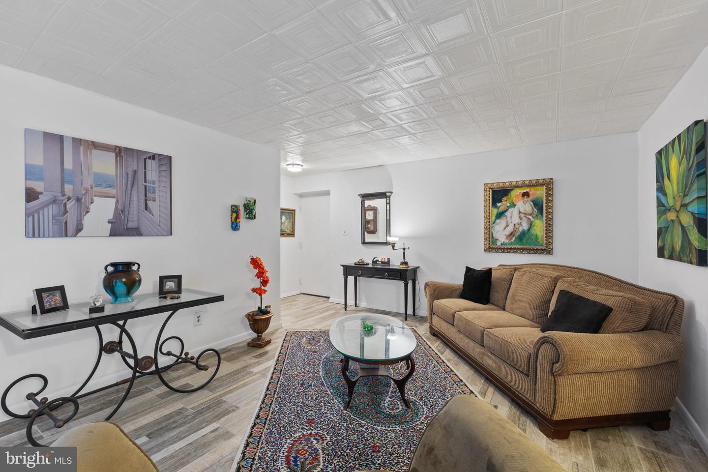 6143 LEESBURG PIKE #104, FALLS CHURCH, Virginia 22041, 1 Bedroom Bedrooms, ,1 BathroomBathrooms,Residential,For sale,6143 LEESBURG PIKE #104,VAFX2255088 MLS # VAFX2255088