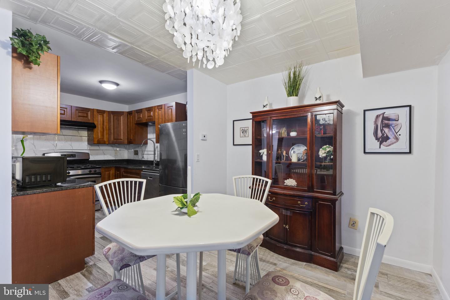 6143 LEESBURG PIKE #104, FALLS CHURCH, Virginia 22041, 1 Bedroom Bedrooms, ,1 BathroomBathrooms,Residential,For sale,6143 LEESBURG PIKE #104,VAFX2255088 MLS # VAFX2255088