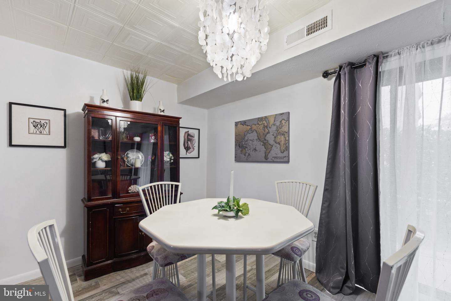6143 LEESBURG PIKE #104, FALLS CHURCH, Virginia 22041, 1 Bedroom Bedrooms, ,1 BathroomBathrooms,Residential,For sale,6143 LEESBURG PIKE #104,VAFX2255088 MLS # VAFX2255088