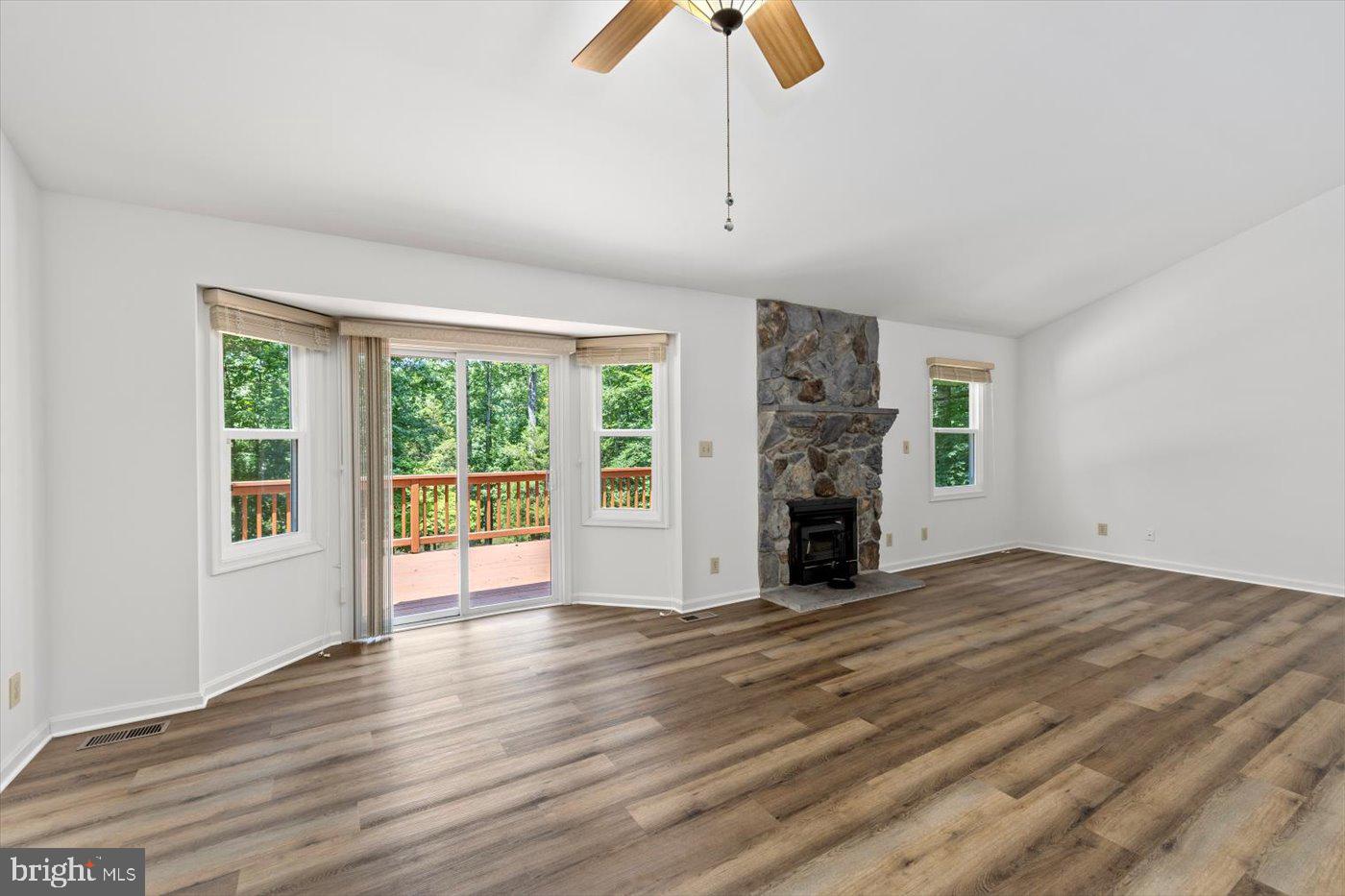 12803 LAKE WILDERNESS LN, SPOTSYLVANIA, Virginia 22551, 3 Bedrooms Bedrooms, ,2 BathroomsBathrooms,Residential,For sale,12803 LAKE WILDERNESS LN,VASP2034680 MLS # VASP2034680