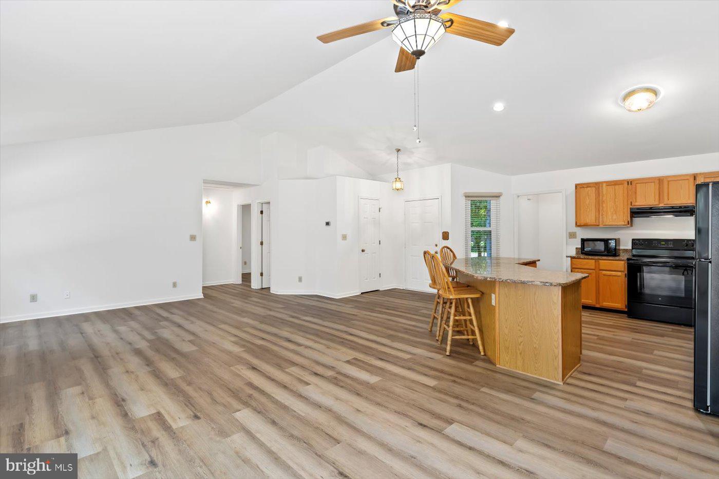 12803 LAKE WILDERNESS LN, SPOTSYLVANIA, Virginia 22551, 3 Bedrooms Bedrooms, ,2 BathroomsBathrooms,Residential,For sale,12803 LAKE WILDERNESS LN,VASP2034680 MLS # VASP2034680