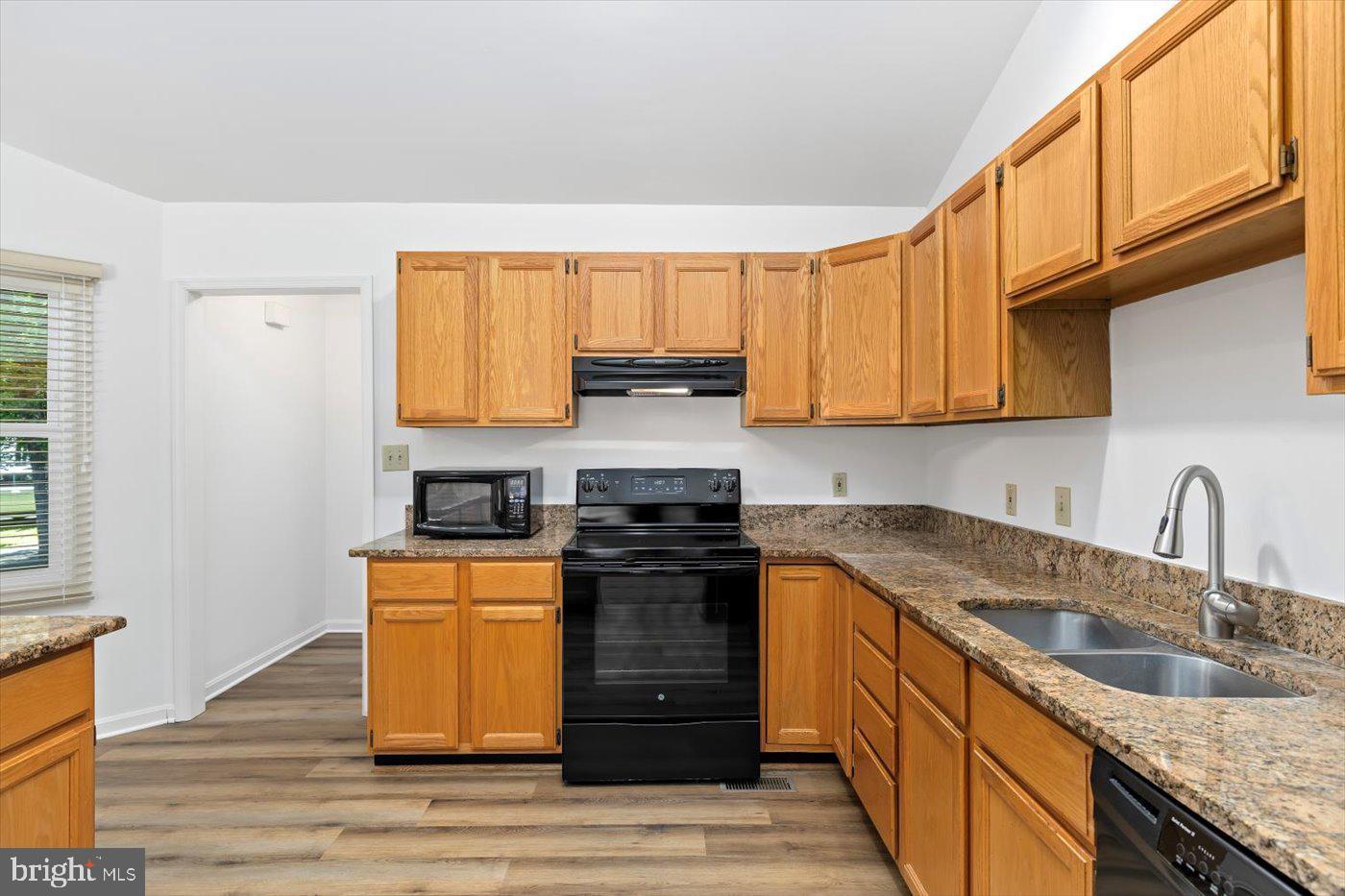 12803 LAKE WILDERNESS LN, SPOTSYLVANIA, Virginia 22551, 3 Bedrooms Bedrooms, ,2 BathroomsBathrooms,Residential,For sale,12803 LAKE WILDERNESS LN,VASP2034680 MLS # VASP2034680