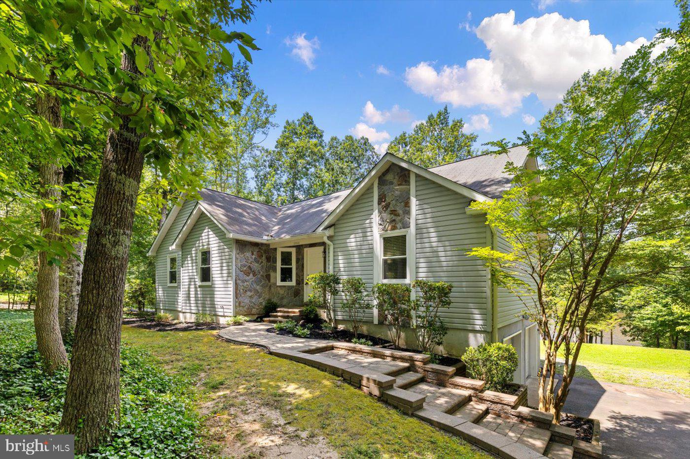 12803 LAKE WILDERNESS LN, SPOTSYLVANIA, Virginia 22551, 3 Bedrooms Bedrooms, ,2 BathroomsBathrooms,Residential,For sale,12803 LAKE WILDERNESS LN,VASP2034680 MLS # VASP2034680