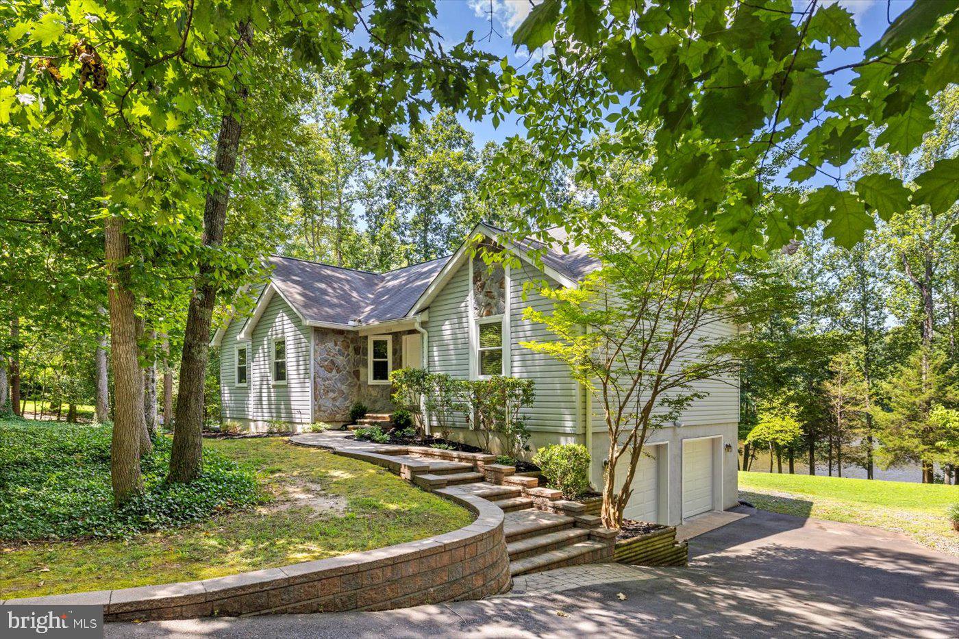 12803 LAKE WILDERNESS LN, SPOTSYLVANIA, Virginia 22551, 3 Bedrooms Bedrooms, ,2 BathroomsBathrooms,Residential,For sale,12803 LAKE WILDERNESS LN,VASP2034680 MLS # VASP2034680