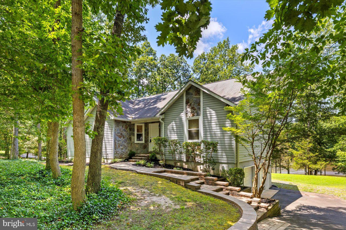 12803 LAKE WILDERNESS LN, SPOTSYLVANIA, Virginia 22551, 3 Bedrooms Bedrooms, ,2 BathroomsBathrooms,Residential,For sale,12803 LAKE WILDERNESS LN,VASP2034680 MLS # VASP2034680