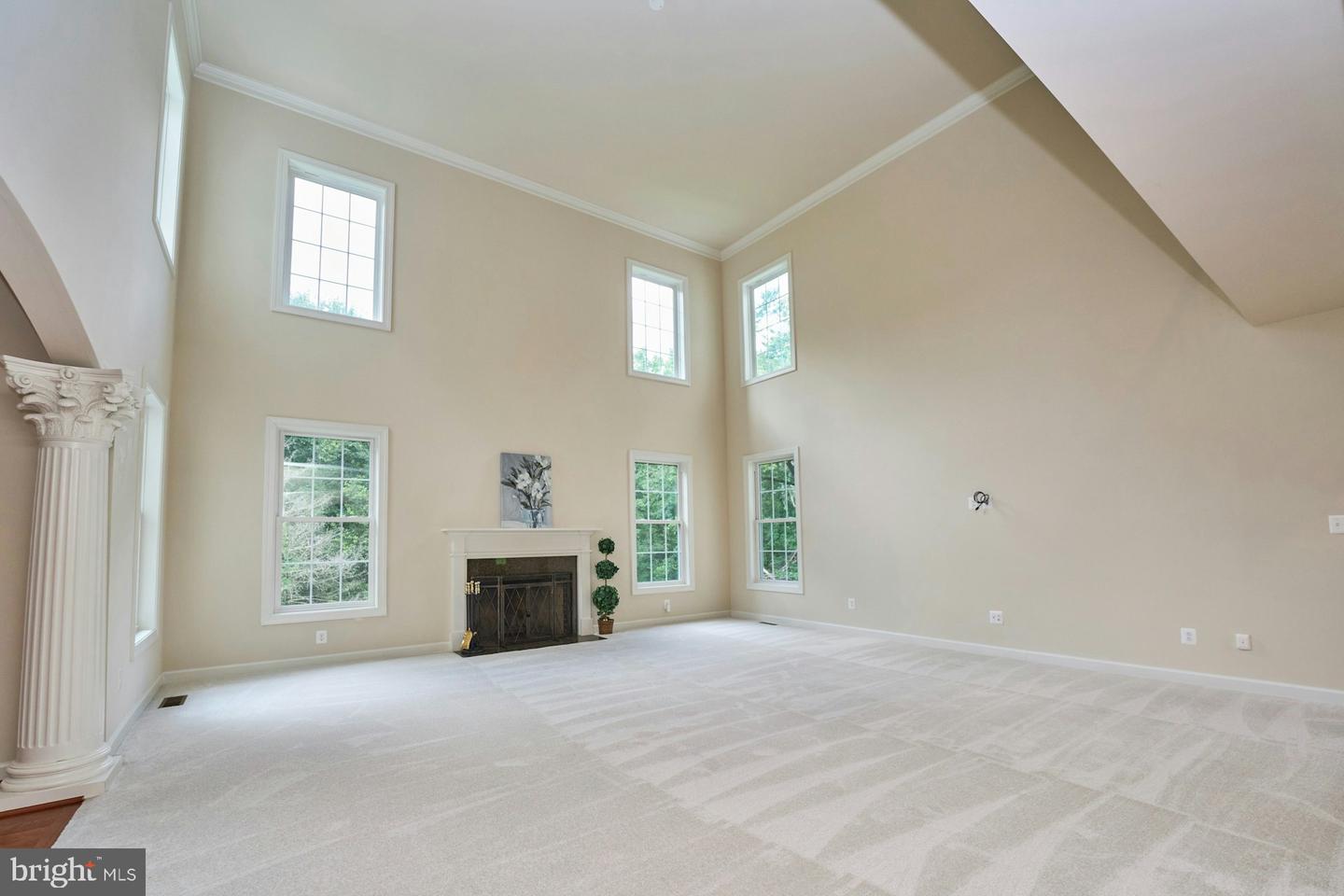 1130 RIVA RIDGE DR, GREAT FALLS, Virginia 22066, 5 Bedrooms Bedrooms, ,4 BathroomsBathrooms,Residential,For sale,1130 RIVA RIDGE DR,VAFX2255372 MLS # VAFX2255372