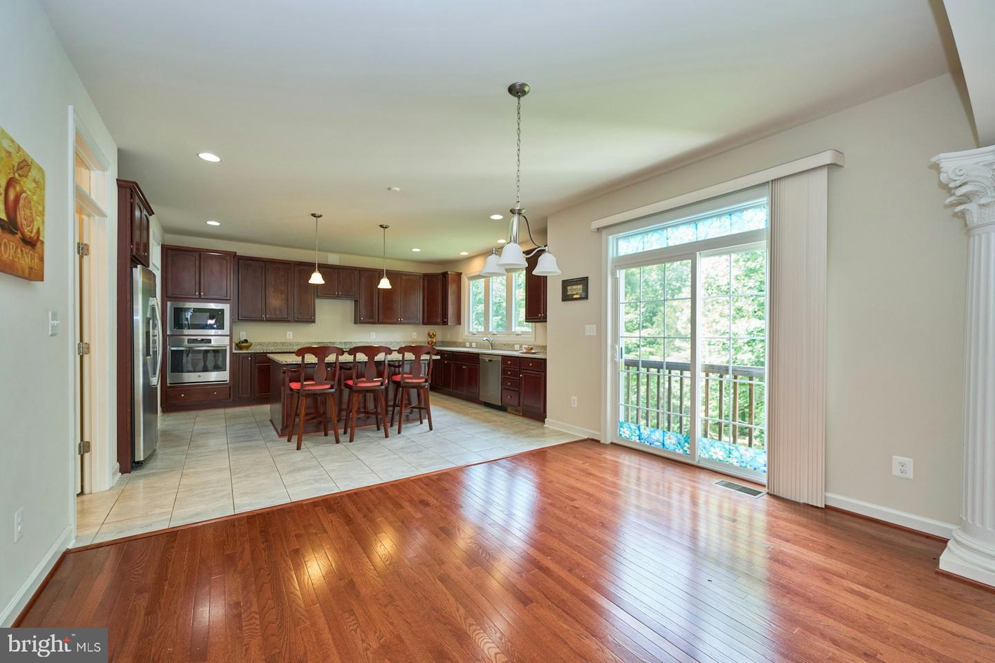 1130 RIVA RIDGE DR, GREAT FALLS, Virginia 22066, 5 Bedrooms Bedrooms, ,4 BathroomsBathrooms,Residential,For sale,1130 RIVA RIDGE DR,VAFX2255372 MLS # VAFX2255372