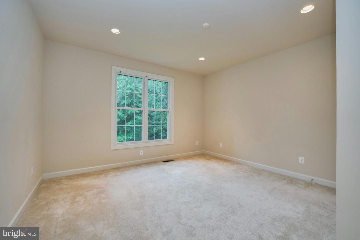 1130 RIVA RIDGE DR, GREAT FALLS, Virginia 22066, 5 Bedrooms Bedrooms, ,4 BathroomsBathrooms,Residential,For sale,1130 RIVA RIDGE DR,VAFX2255372 MLS # VAFX2255372