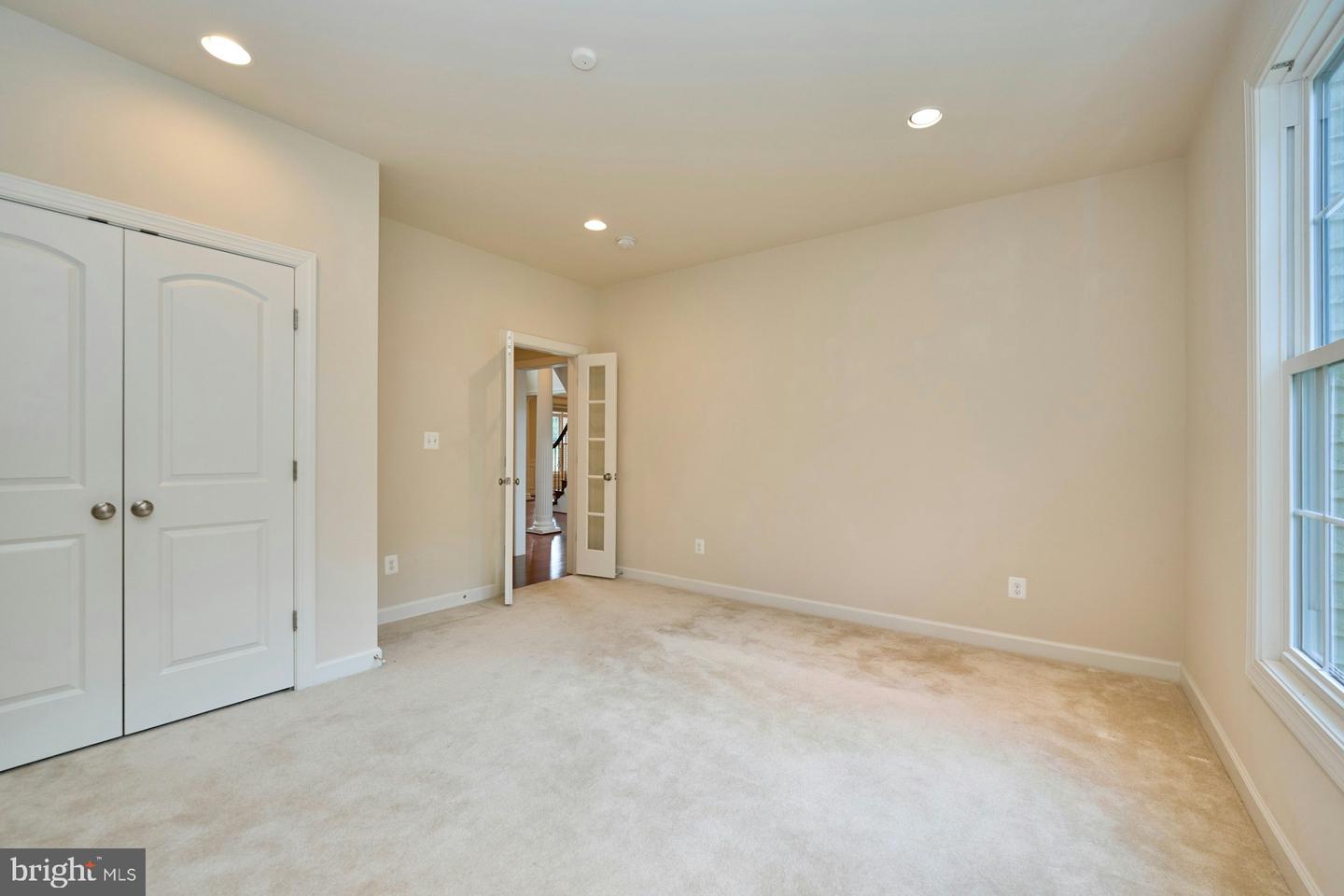 1130 RIVA RIDGE DR, GREAT FALLS, Virginia 22066, 5 Bedrooms Bedrooms, ,4 BathroomsBathrooms,Residential,For sale,1130 RIVA RIDGE DR,VAFX2255372 MLS # VAFX2255372