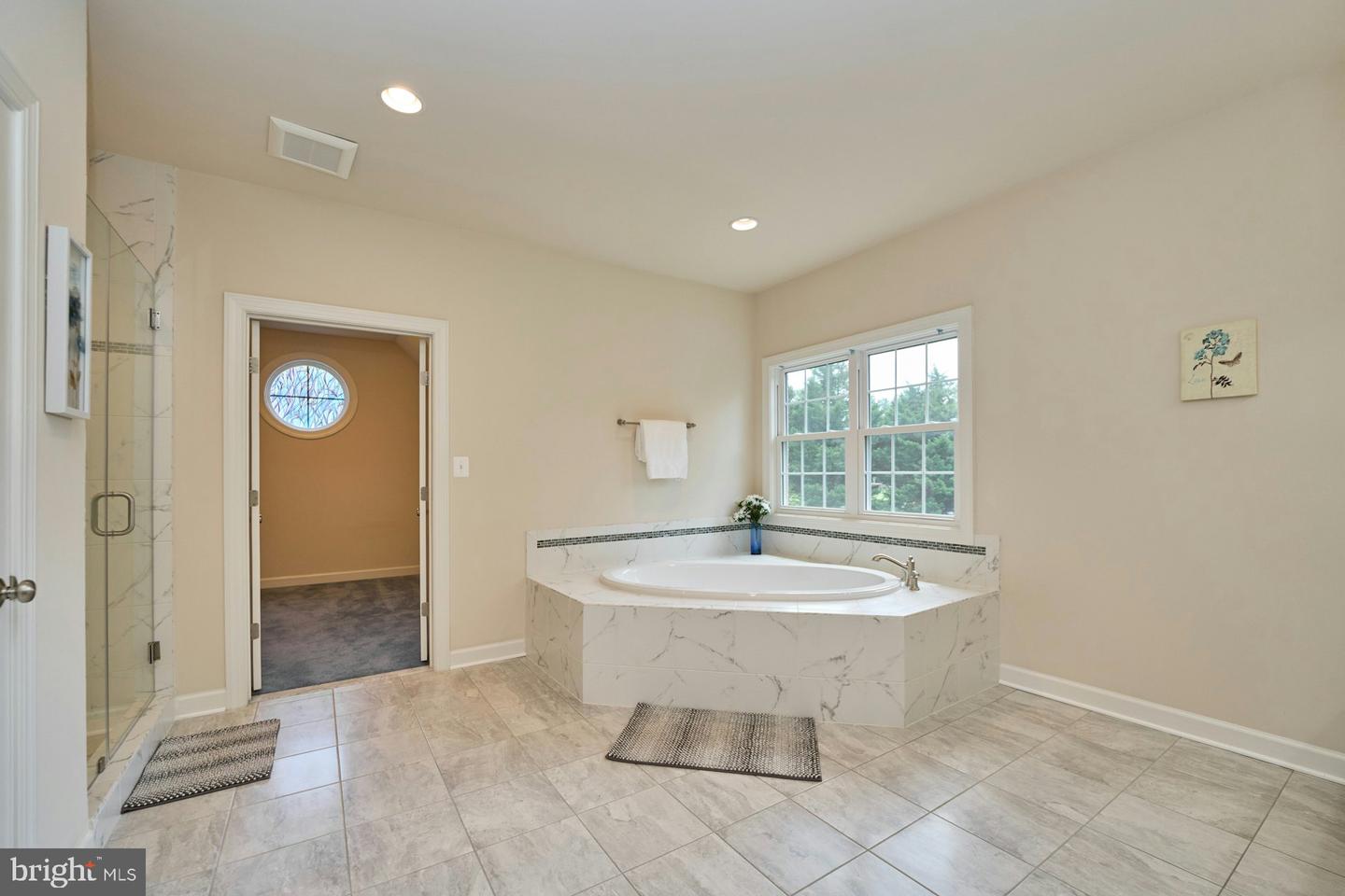 1130 RIVA RIDGE DR, GREAT FALLS, Virginia 22066, 5 Bedrooms Bedrooms, ,4 BathroomsBathrooms,Residential,For sale,1130 RIVA RIDGE DR,VAFX2255372 MLS # VAFX2255372