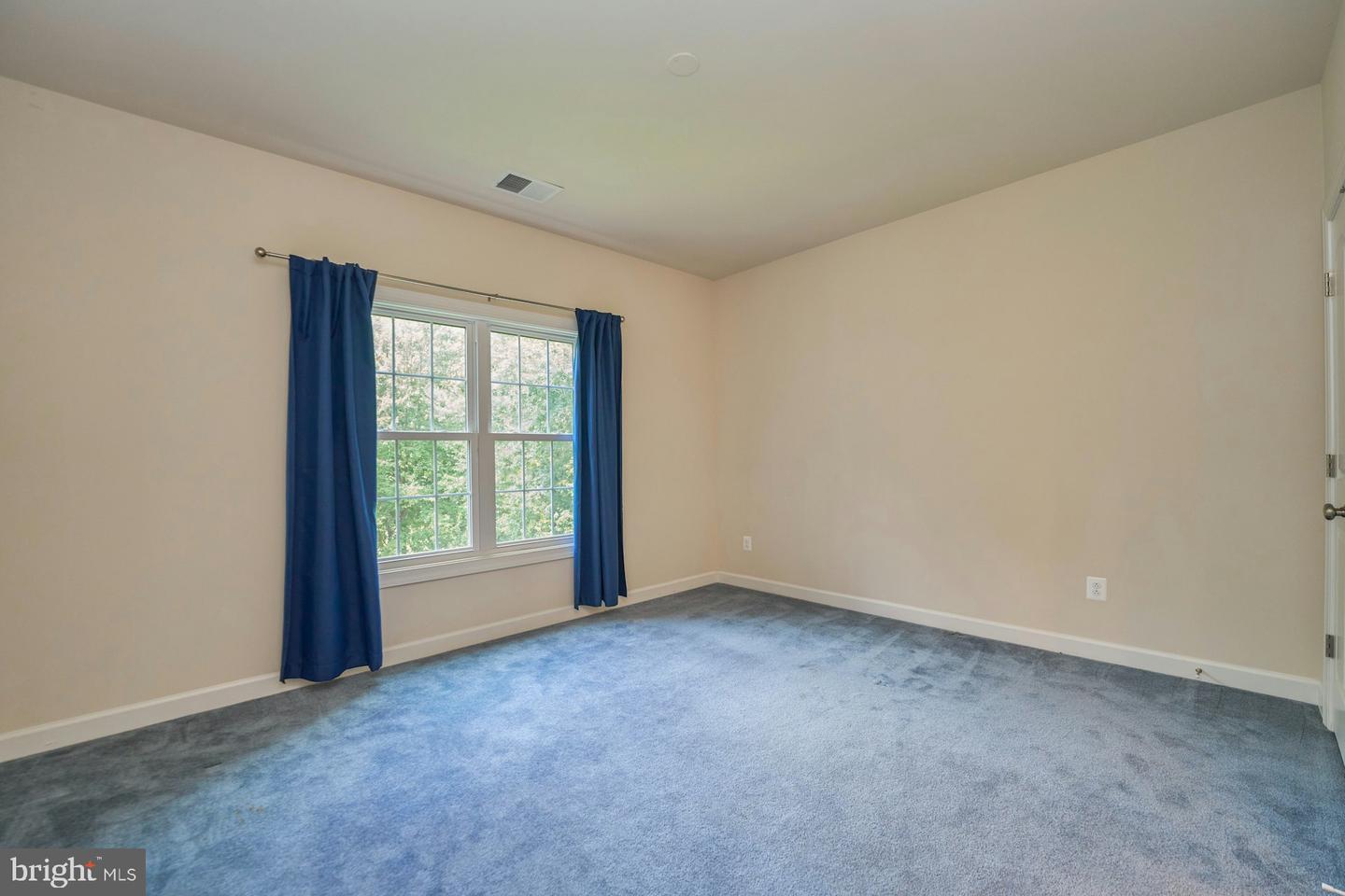 1130 RIVA RIDGE DR, GREAT FALLS, Virginia 22066, 5 Bedrooms Bedrooms, ,4 BathroomsBathrooms,Residential,For sale,1130 RIVA RIDGE DR,VAFX2255372 MLS # VAFX2255372