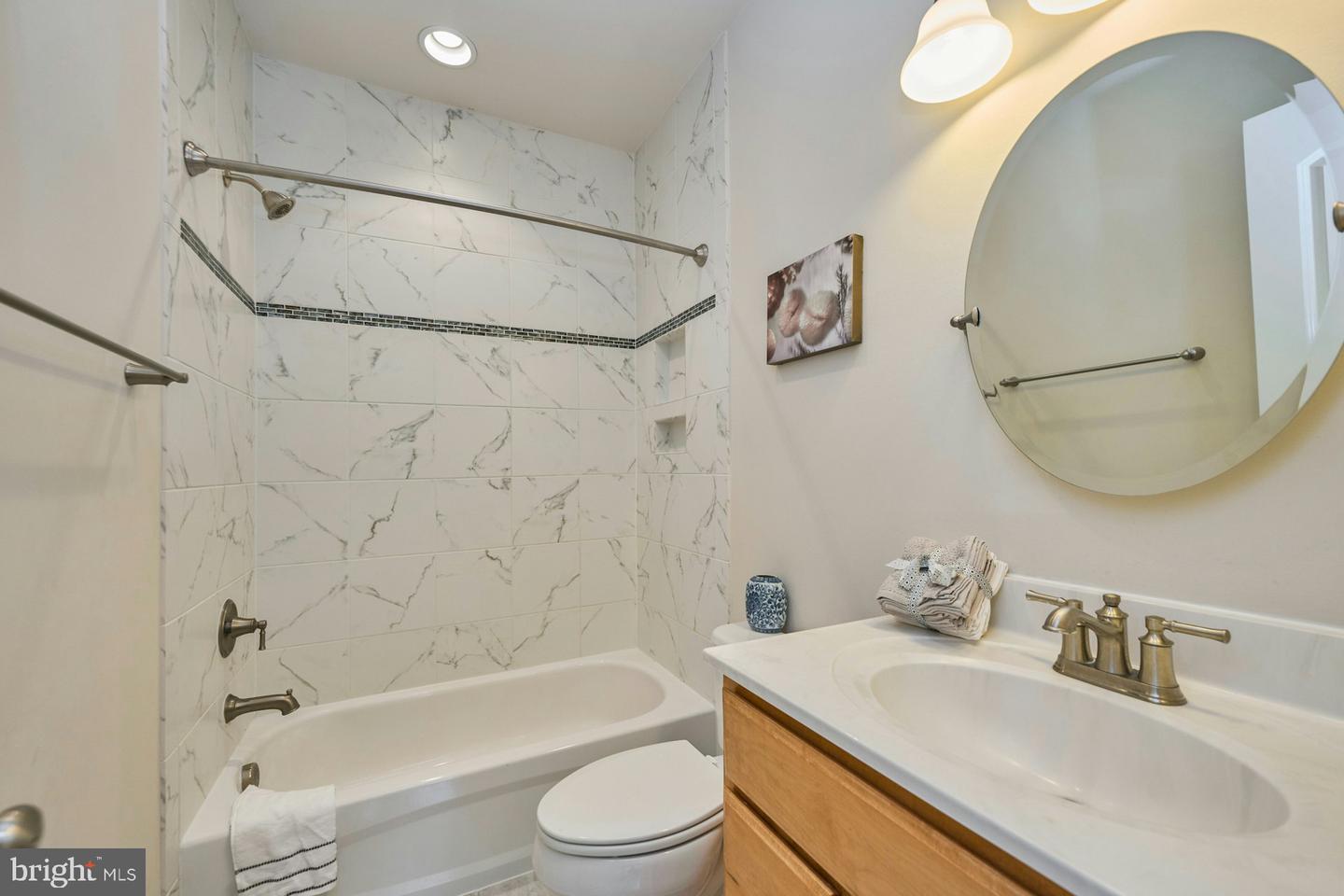 1130 RIVA RIDGE DR, GREAT FALLS, Virginia 22066, 5 Bedrooms Bedrooms, ,4 BathroomsBathrooms,Residential,For sale,1130 RIVA RIDGE DR,VAFX2255372 MLS # VAFX2255372