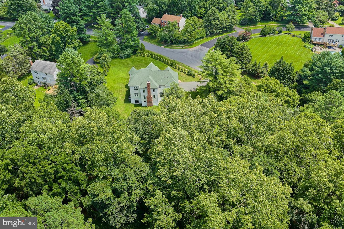 1130 RIVA RIDGE DR, GREAT FALLS, Virginia 22066, 5 Bedrooms Bedrooms, ,4 BathroomsBathrooms,Residential,For sale,1130 RIVA RIDGE DR,VAFX2255372 MLS # VAFX2255372