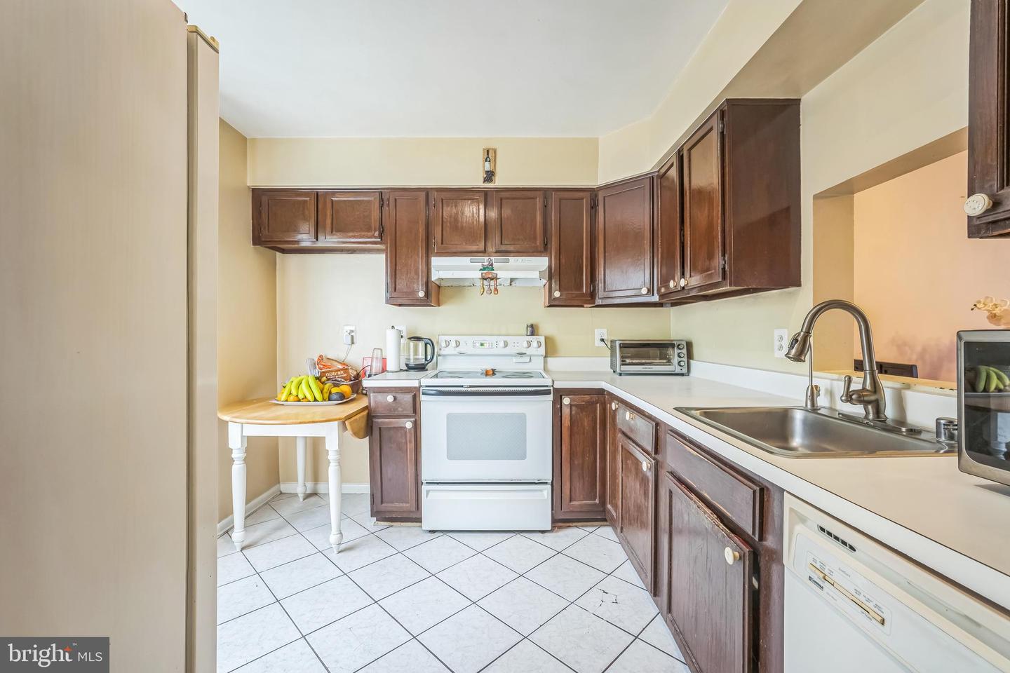 2102 BERGER PL, HERNDON, Virginia 20170, 3 Bedrooms Bedrooms, ,2 BathroomsBathrooms,Residential,For sale,2102 BERGER PL,VAFX2255124 MLS # VAFX2255124