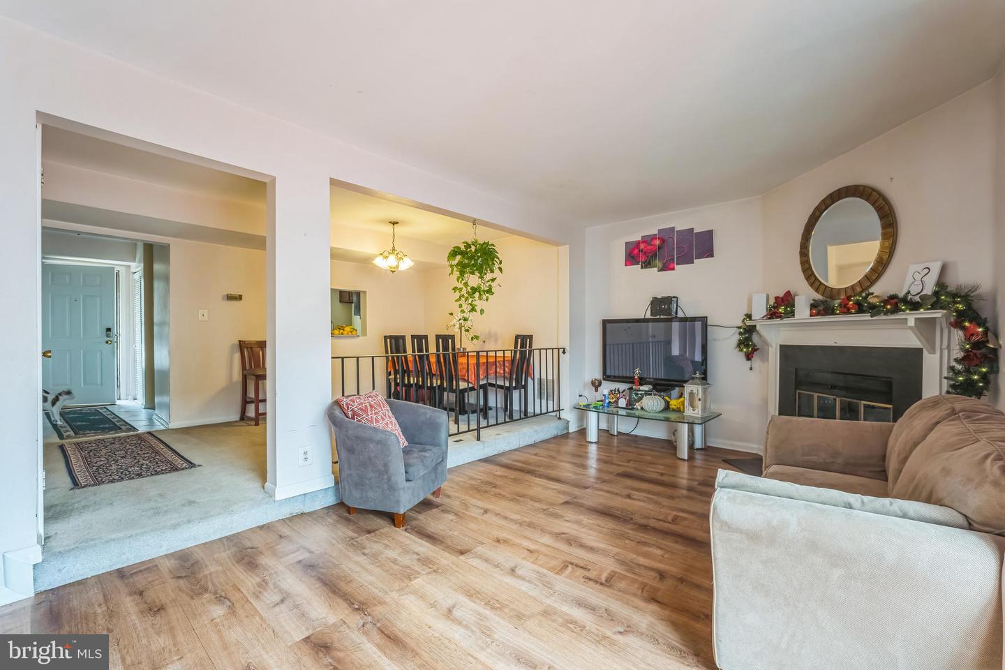 2102 BERGER PL, HERNDON, Virginia 20170, 3 Bedrooms Bedrooms, ,2 BathroomsBathrooms,Residential,For sale,2102 BERGER PL,VAFX2255124 MLS # VAFX2255124