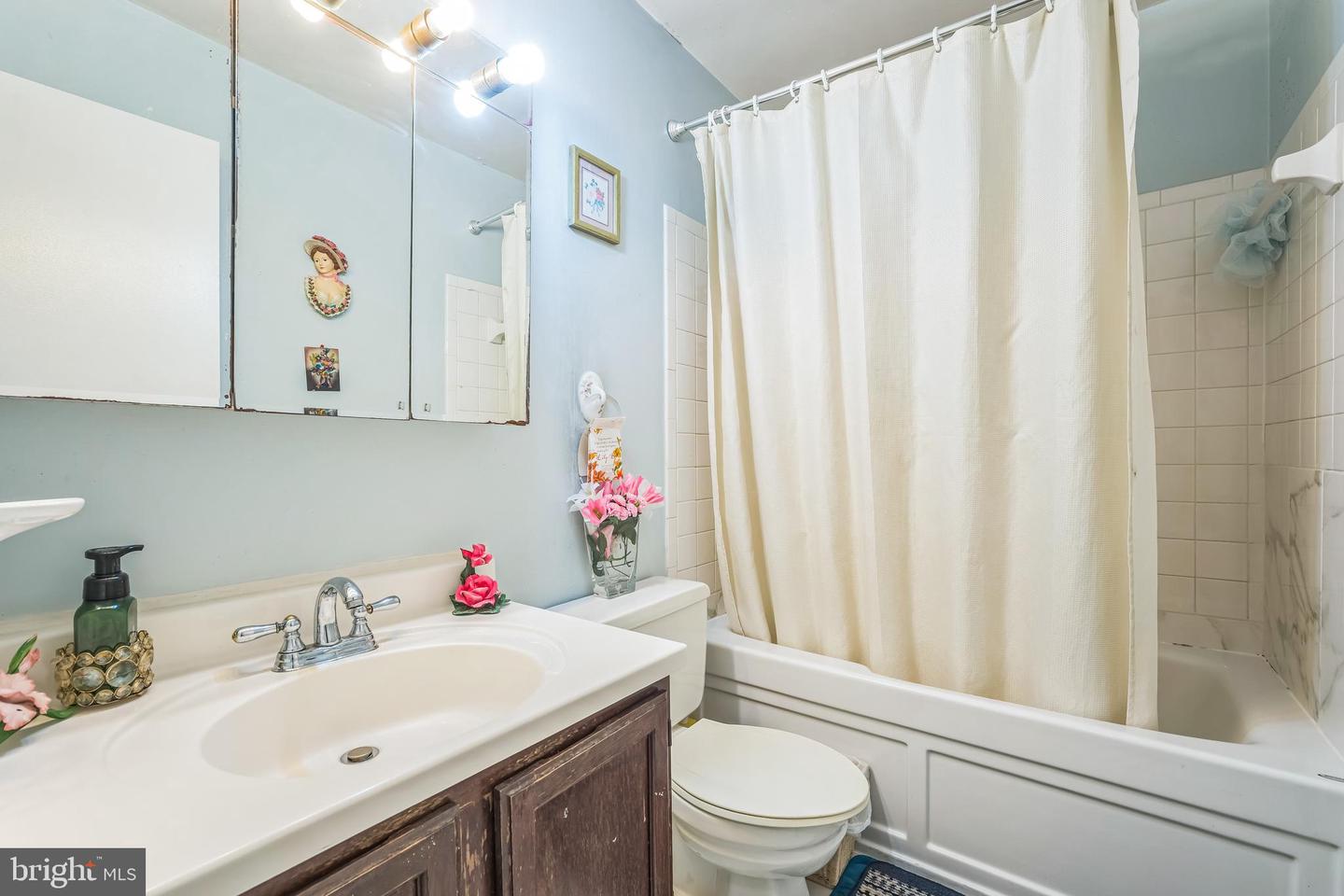 2102 BERGER PL, HERNDON, Virginia 20170, 3 Bedrooms Bedrooms, ,2 BathroomsBathrooms,Residential,For sale,2102 BERGER PL,VAFX2255124 MLS # VAFX2255124