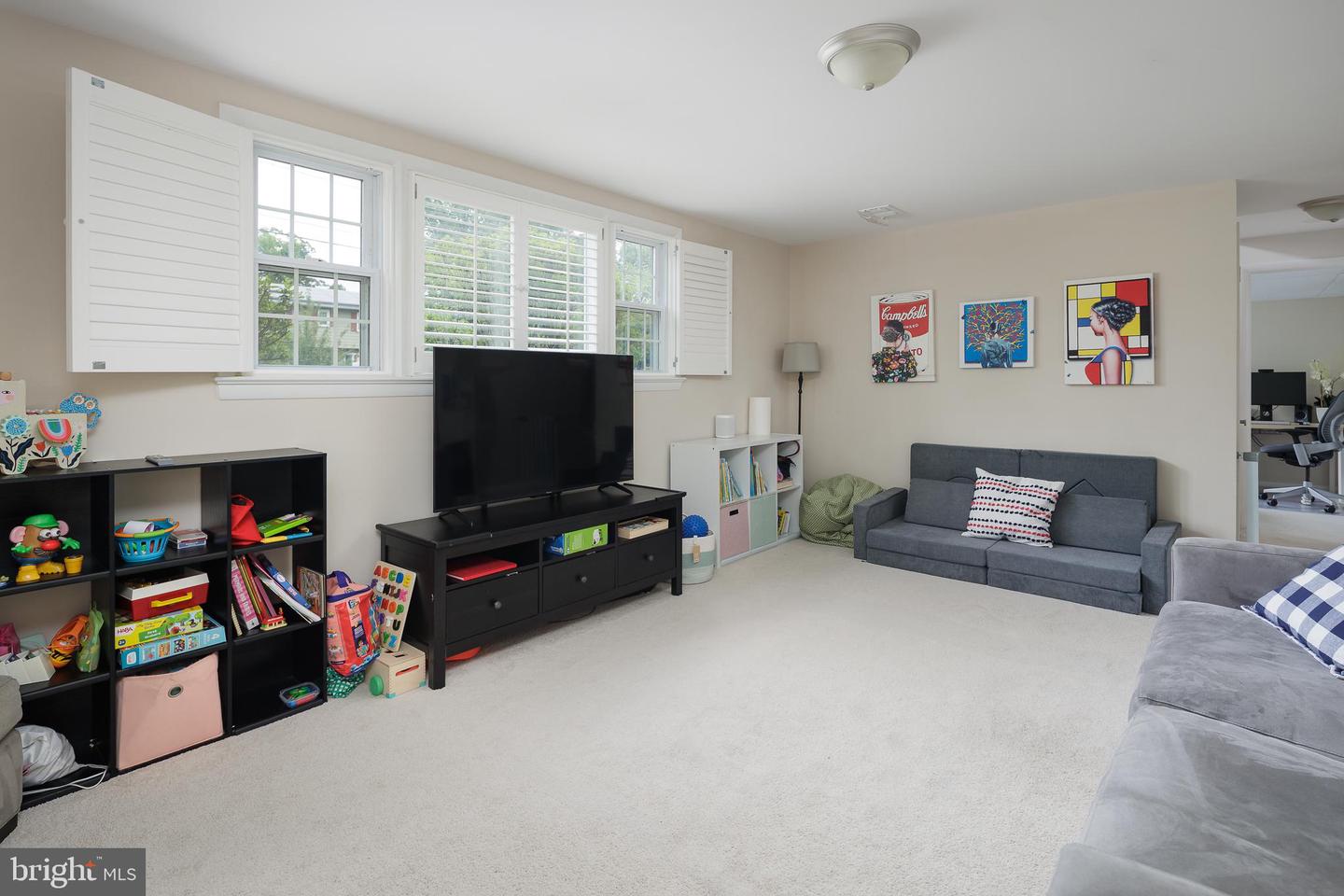 3430 RAMSGATE TER, ALEXANDRIA, Virginia 22309, 4 Bedrooms Bedrooms, ,2 BathroomsBathrooms,Residential,For sale,3430 RAMSGATE TER,VAFX2255180 MLS # VAFX2255180