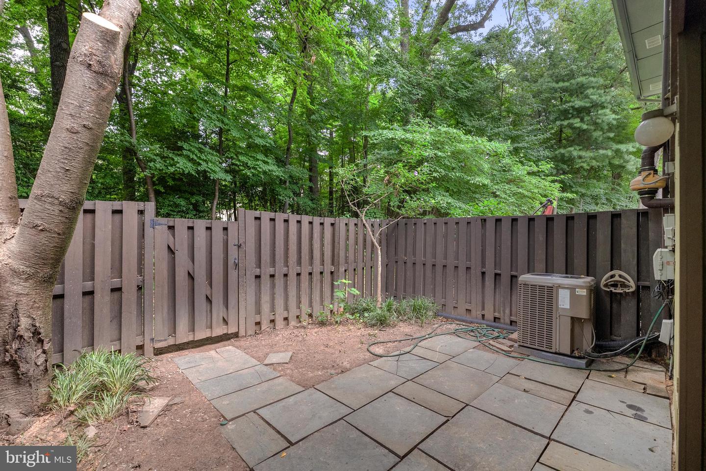 2248 COPPERSMITH SQ, RESTON, Virginia 20191, 3 Bedrooms Bedrooms, ,1 BathroomBathrooms,Residential,For sale,2248 COPPERSMITH SQ,VAFX2255210 MLS # VAFX2255210