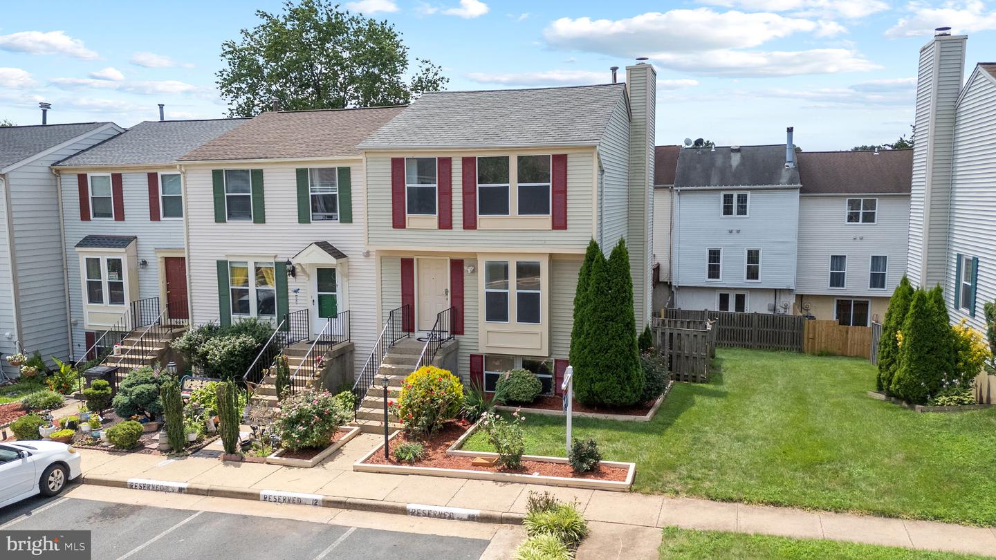 9023 NEW BRITAIN CIR, MANASSAS, Virginia 20110, 4 Bedrooms Bedrooms, ,2 BathroomsBathrooms,Residential,For sale,9023 NEW BRITAIN CIR,VAMN2008674 MLS # VAMN2008674