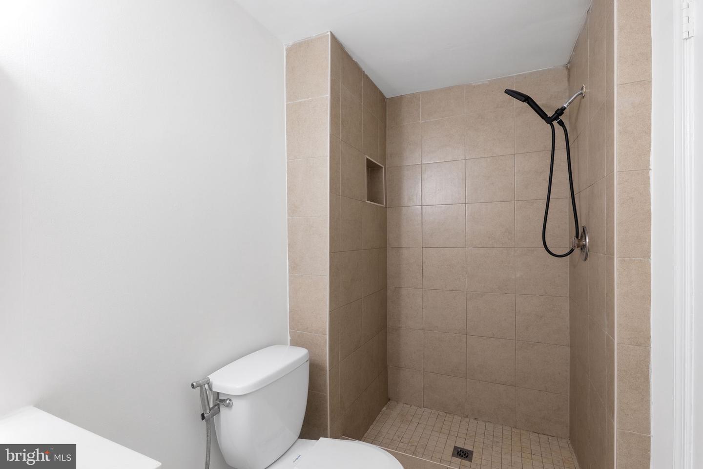 9023 NEW BRITAIN CIR, MANASSAS, Virginia 20110, 4 Bedrooms Bedrooms, ,2 BathroomsBathrooms,Residential,For sale,9023 NEW BRITAIN CIR,VAMN2008674 MLS # VAMN2008674
