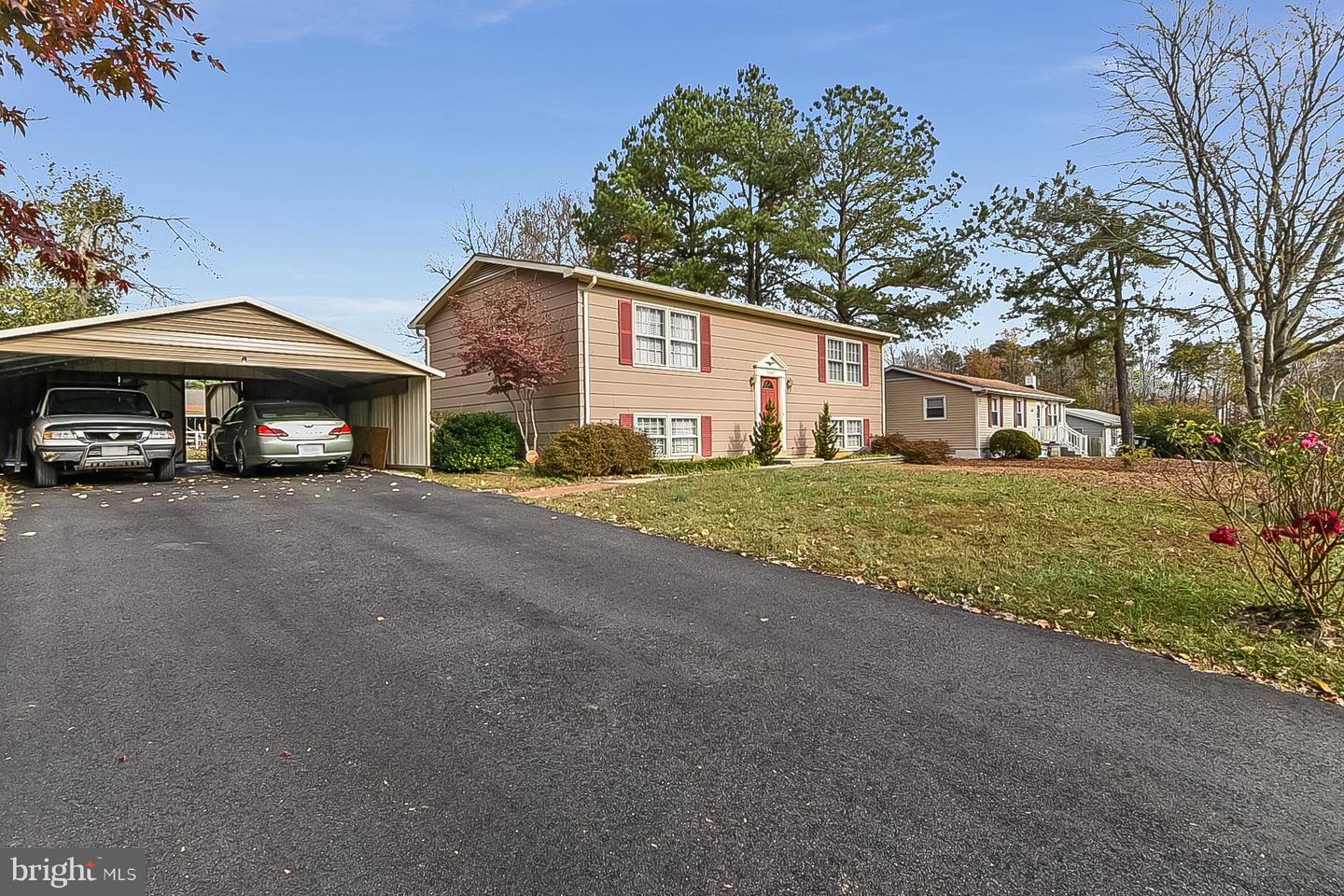 5507 CAROUSEL ST, FREDERICKSBURG, Virginia 22407, 3 Bedrooms Bedrooms, 7 Rooms Rooms,2 BathroomsBathrooms,Residential,For sale,5507 CAROUSEL ST,VASP2034688 MLS # VASP2034688